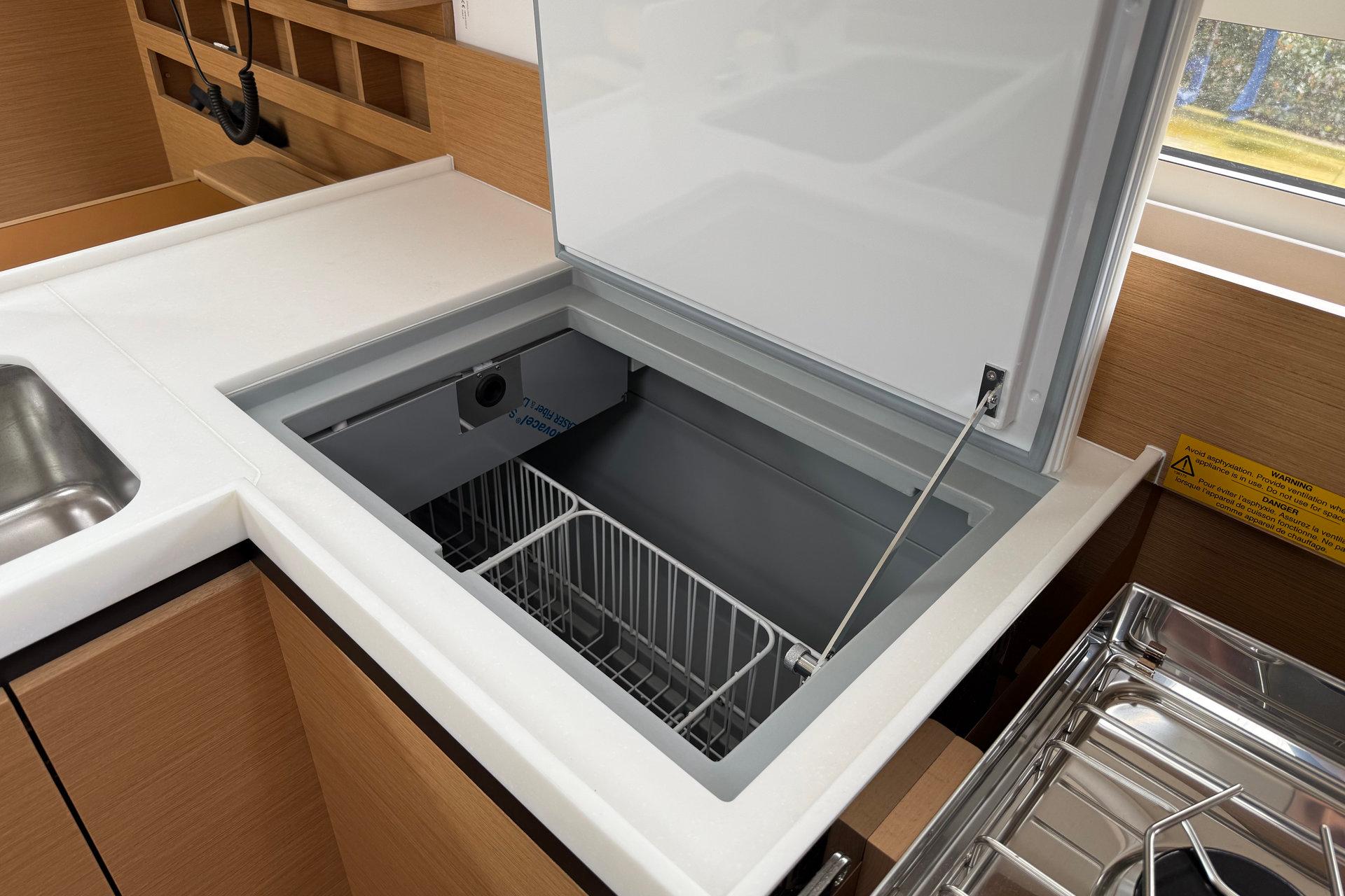 Sun Odyssey 410 - 3 cab., picture 12