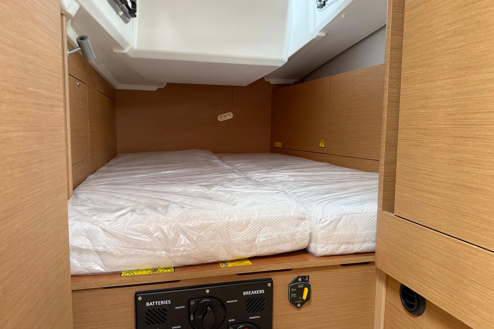 Sun Odyssey 410 - 3 cab., picture 15