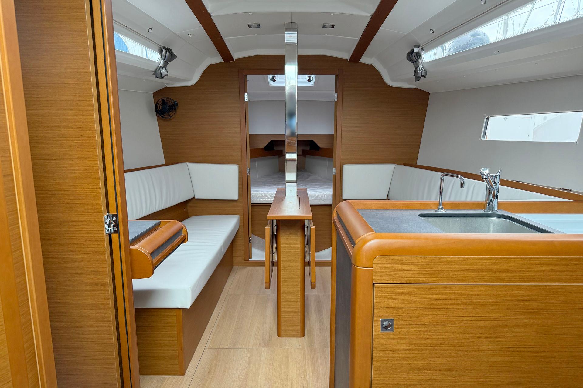 Sun Odyssey 349 - 3 cab., picture 11