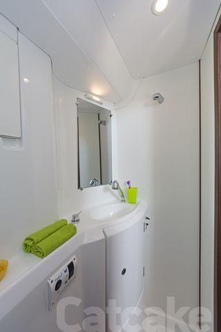 Lagoon 380 S2 - 4 + 2 cab., picture 10