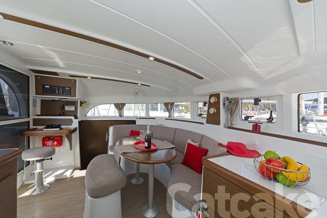 Lagoon 380 S2 - 4 + 2 cab., picture 5