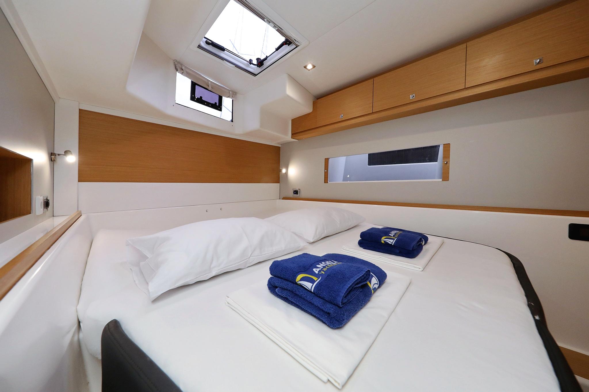 Dufour 48 Catamaran - 5 + 1 cab., picture 28