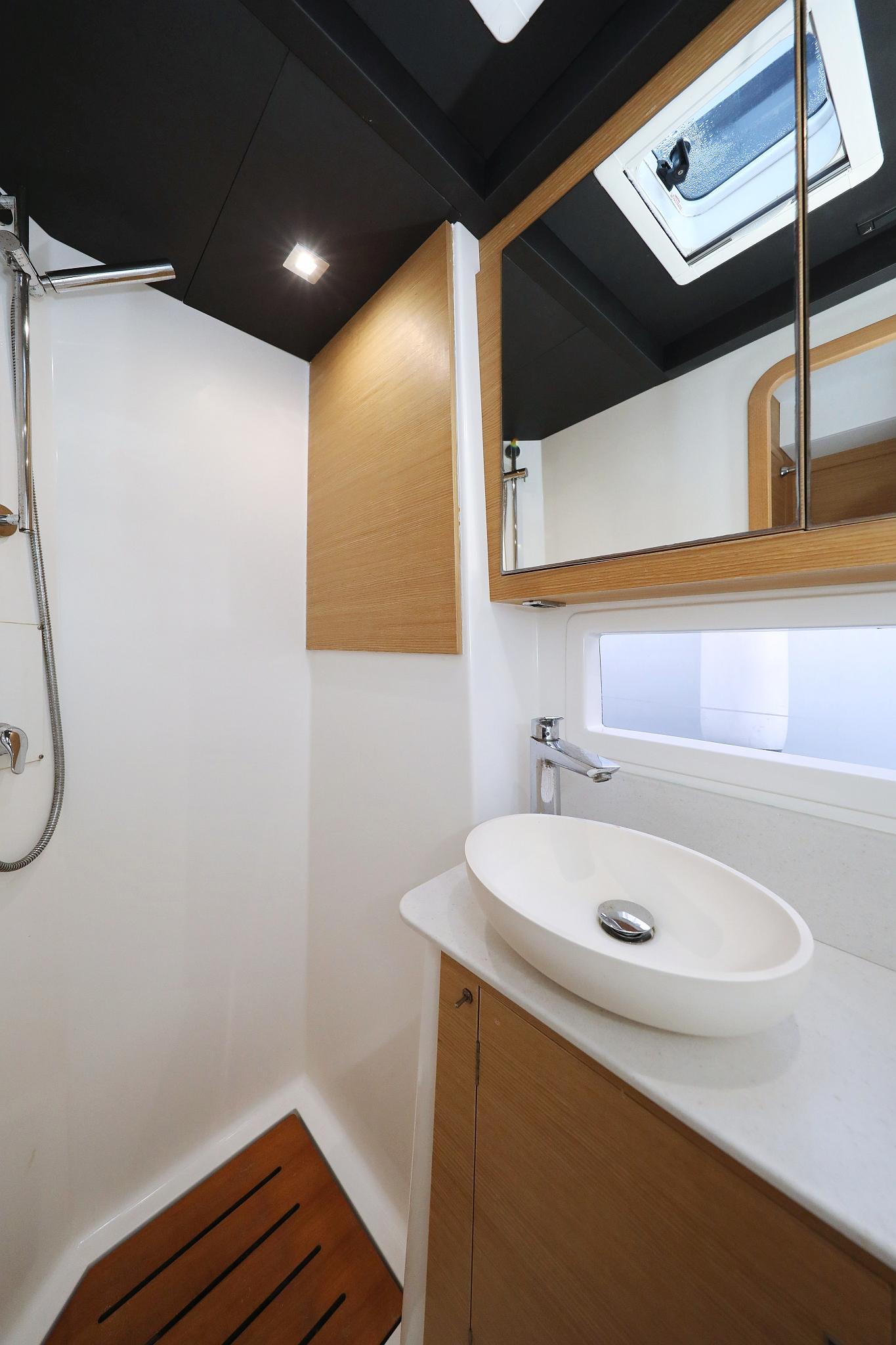 Dufour 48 Catamaran - 5 + 1 cab., picture 39