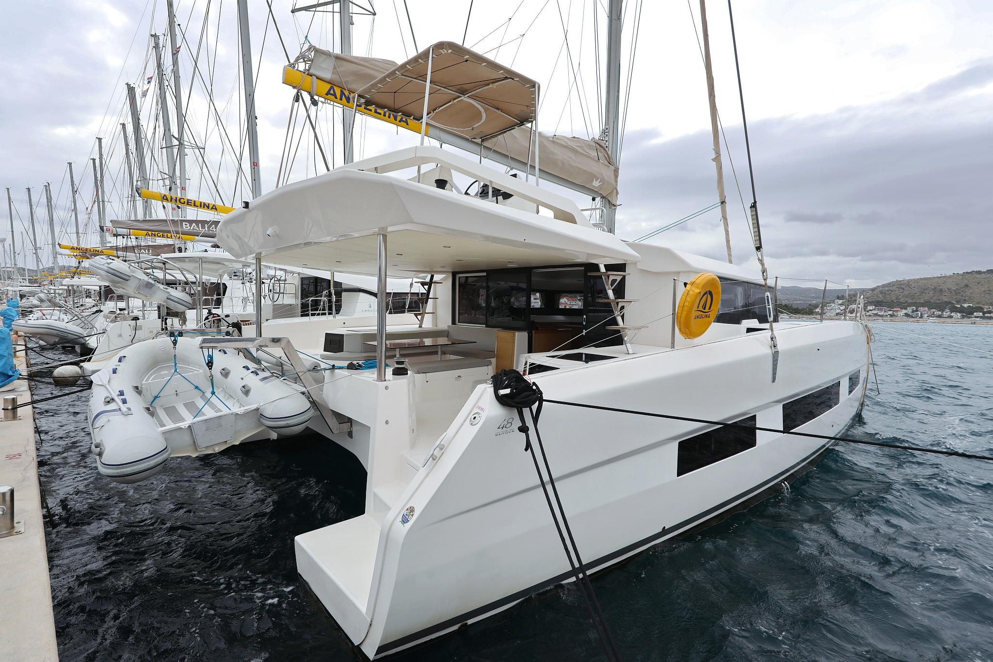 Dufour 48 Catamaran - 5 + 1 cab., picture 3