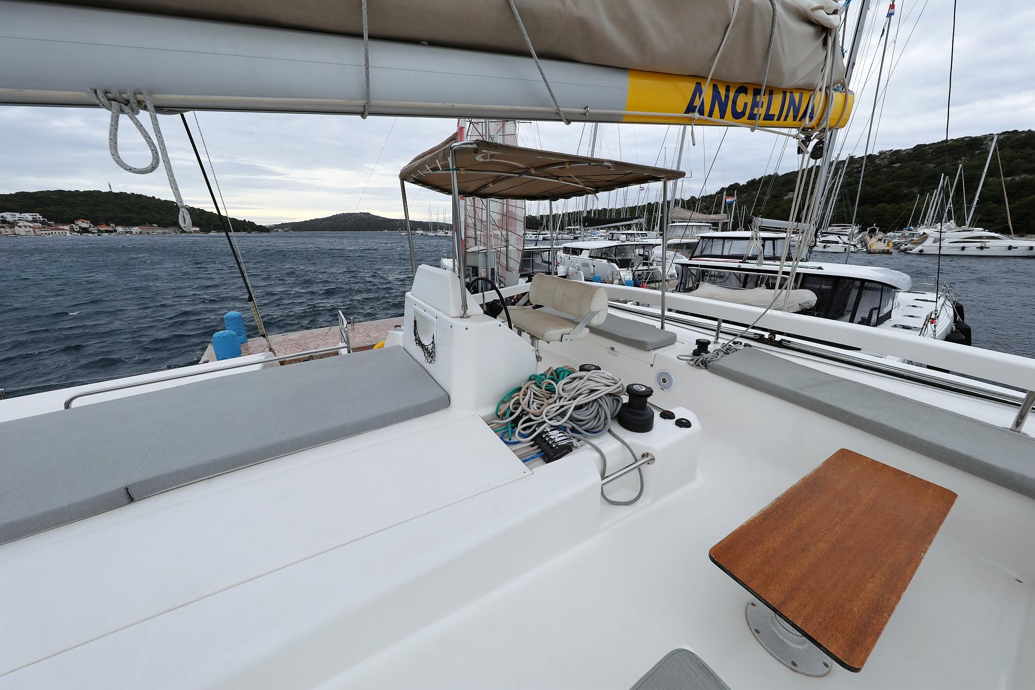 Dufour 48 Catamaran - 5 + 1 cab., picture 8