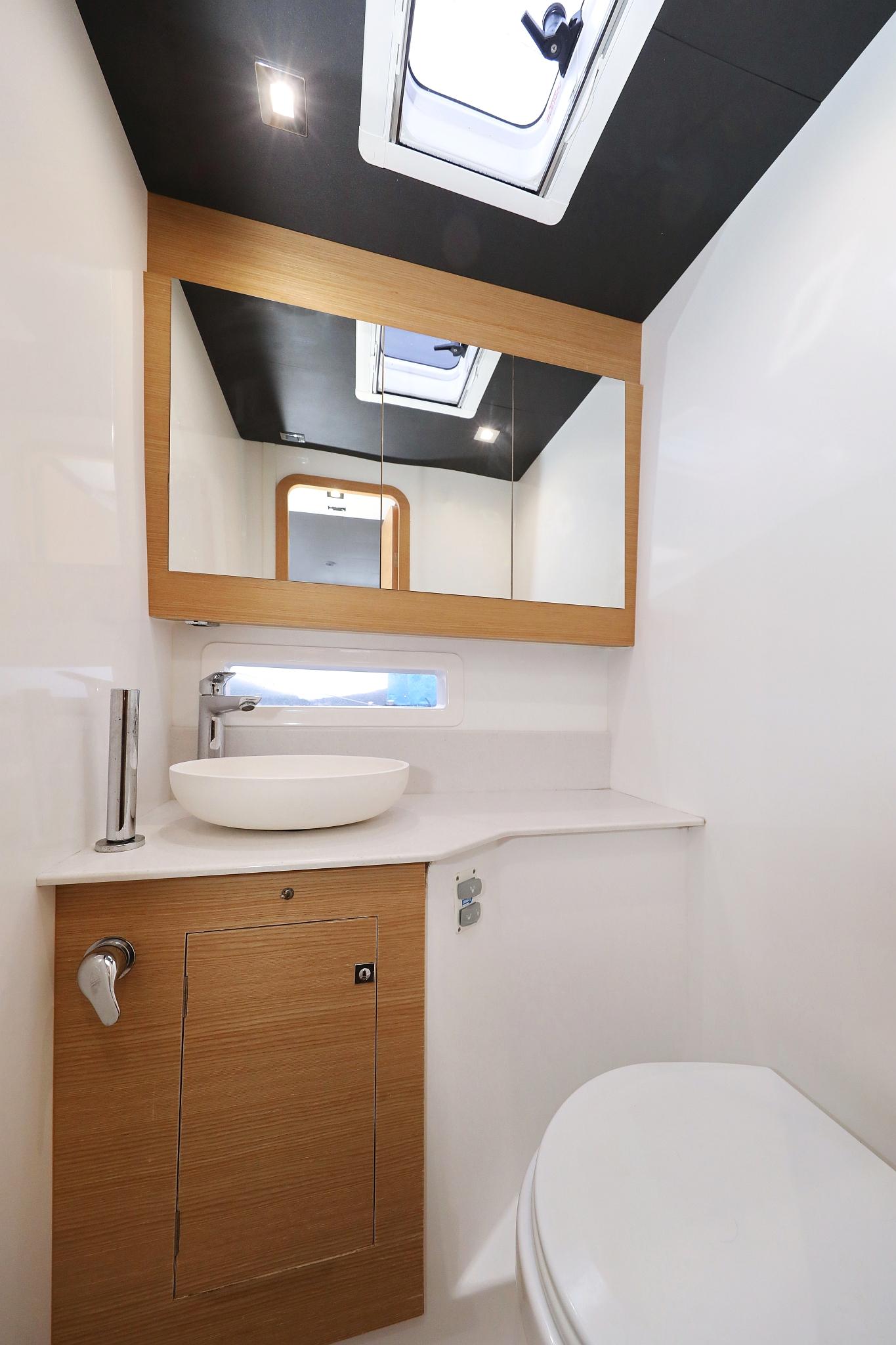 Dufour 48 Catamaran - 5 + 1 cab., picture 37