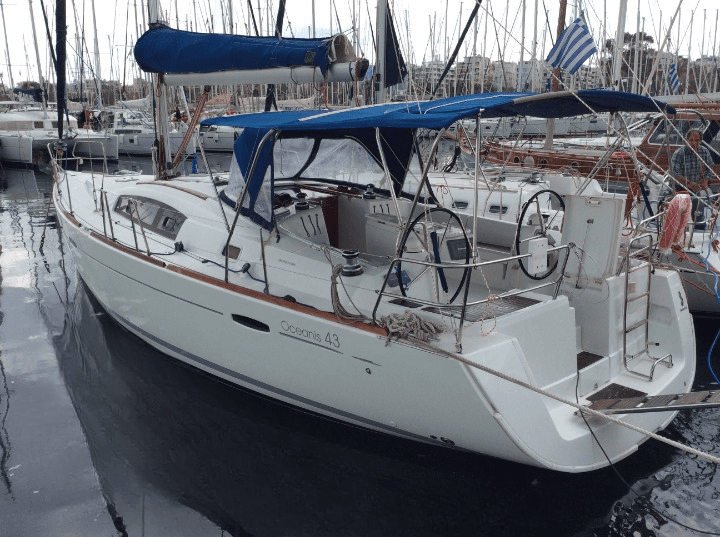 Oceanis 43, picture 1
