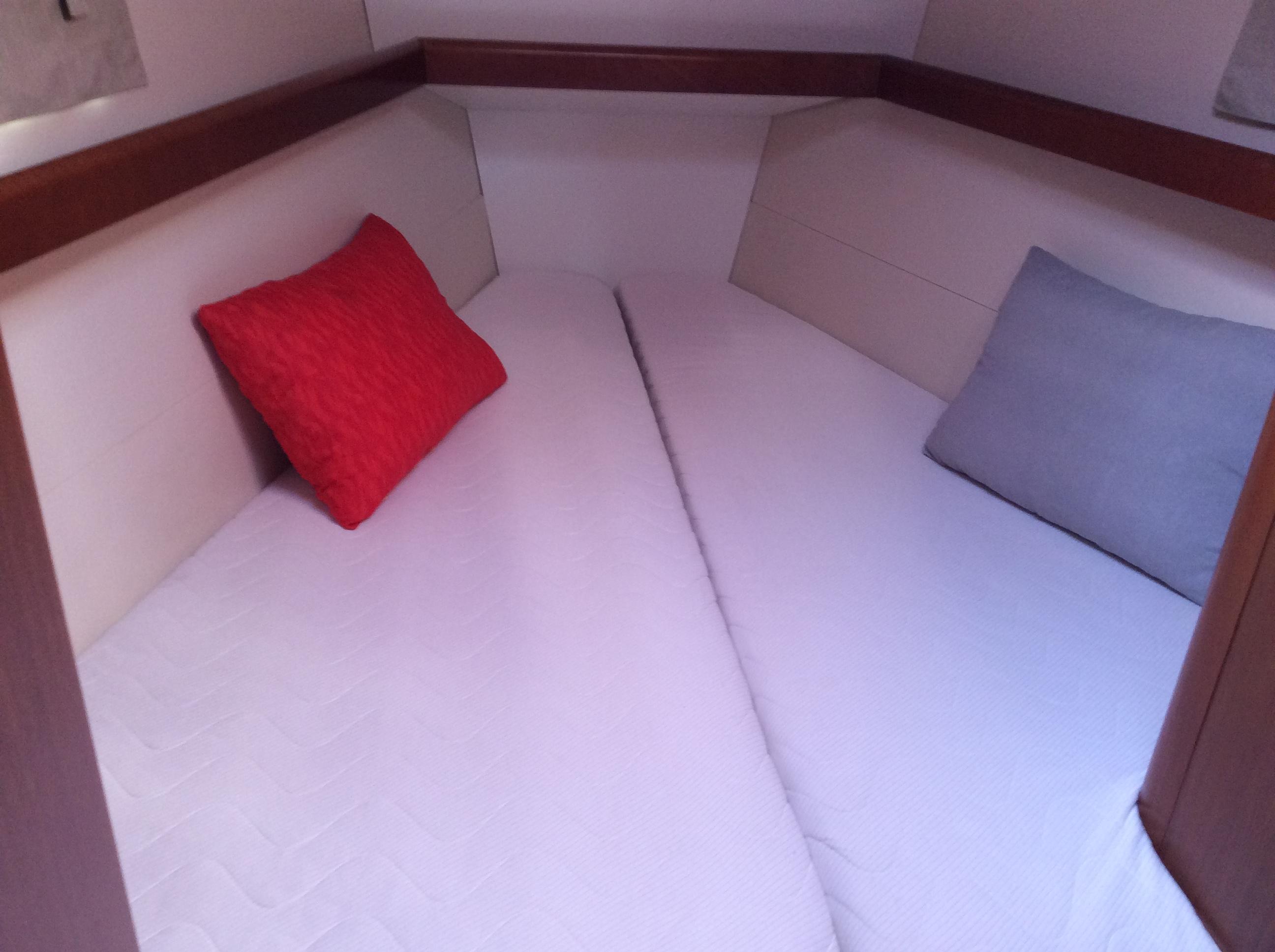 Oceanis 43, picture 6