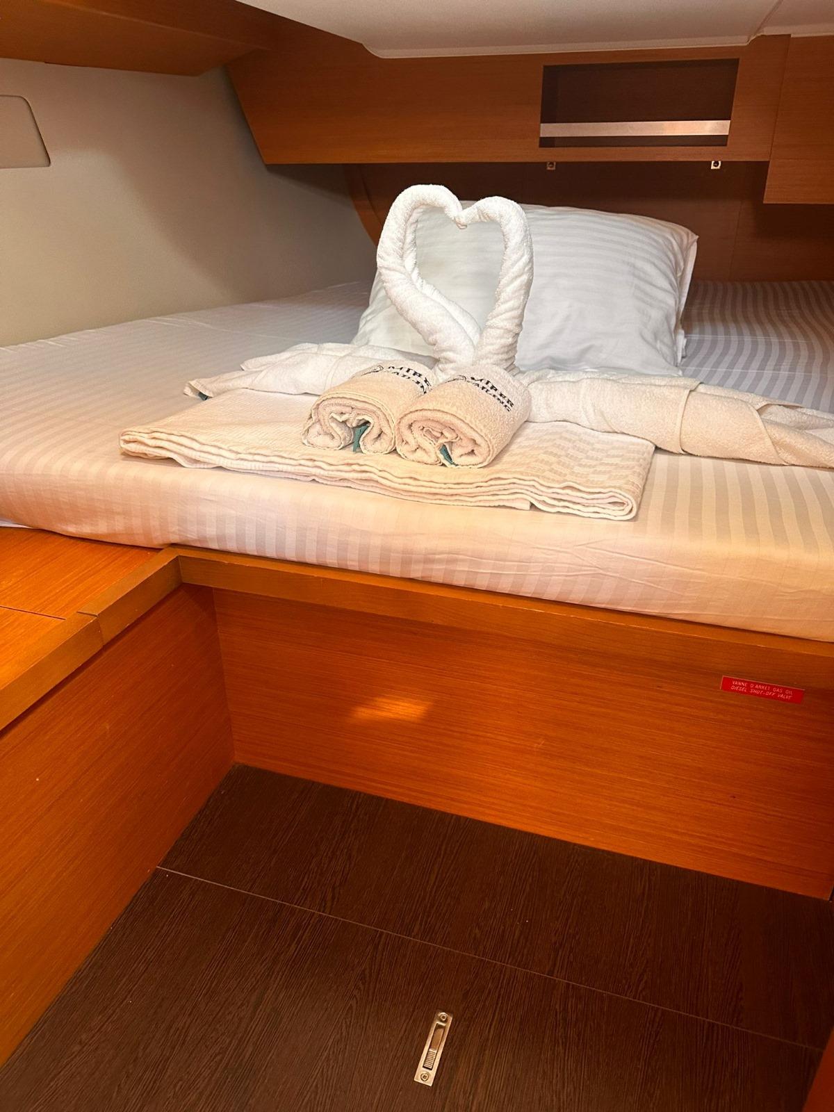 Dufour 430, picture 4