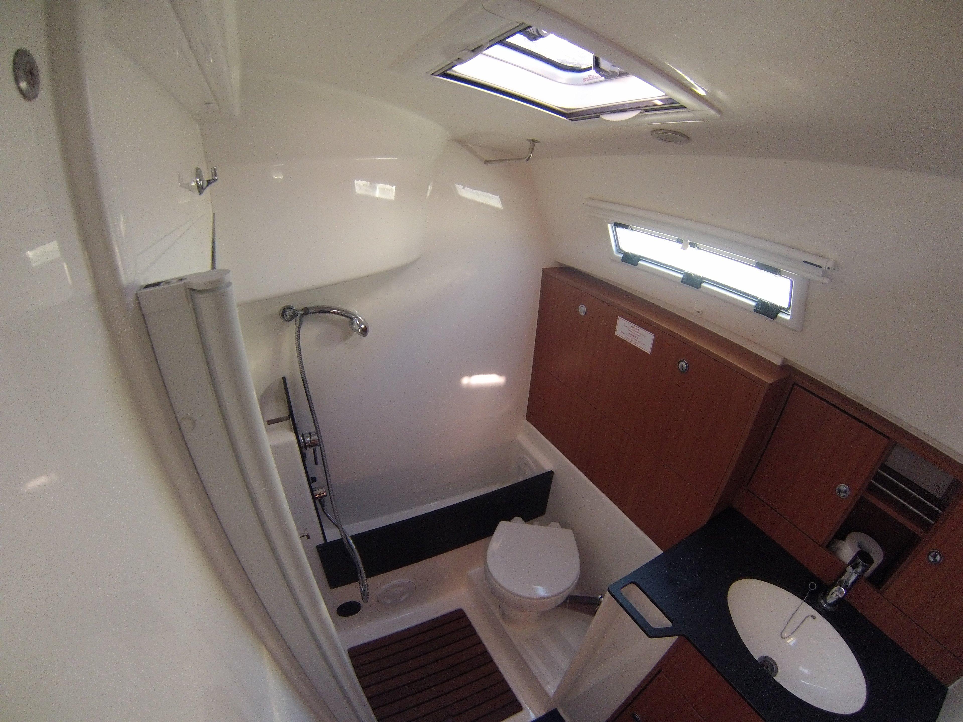 Bavaria 36 Cruiser, picture 6