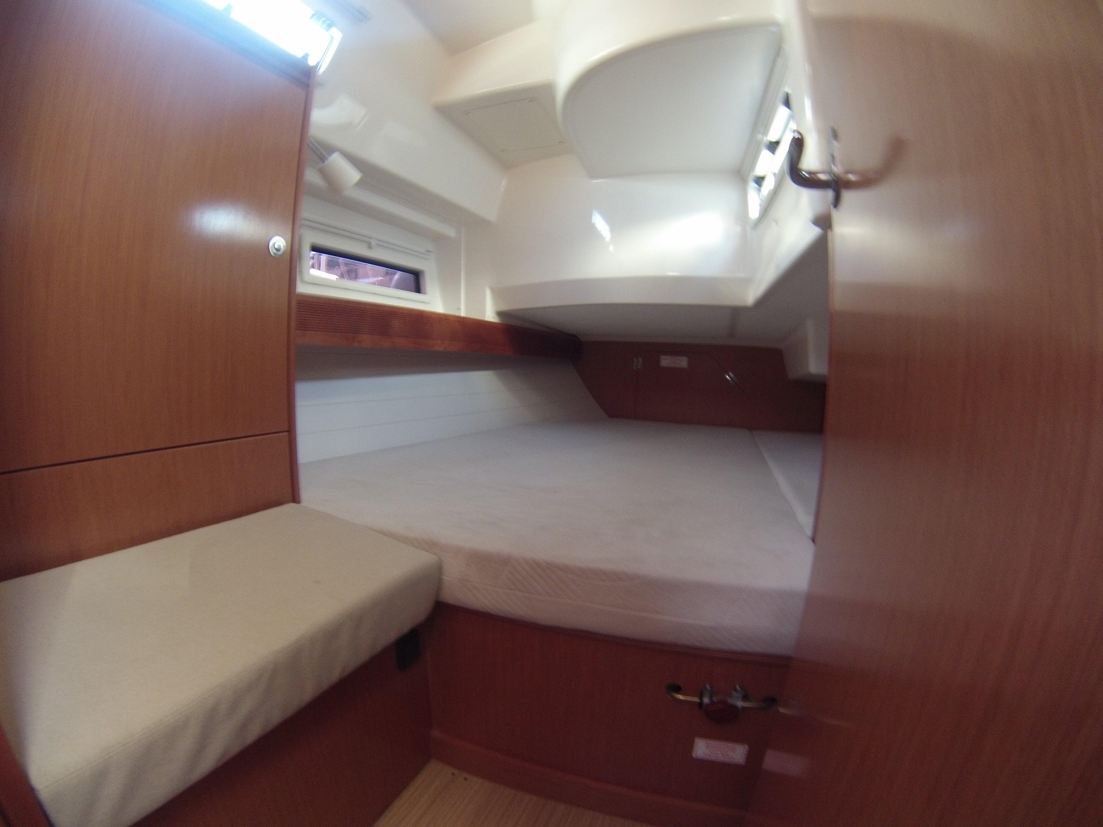 Bavaria 36 Cruiser, picture 5