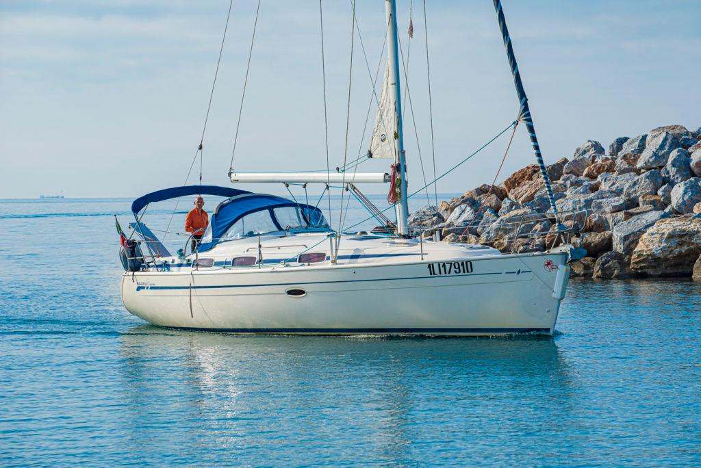 Bavaria 37 Cruiser, picture 1