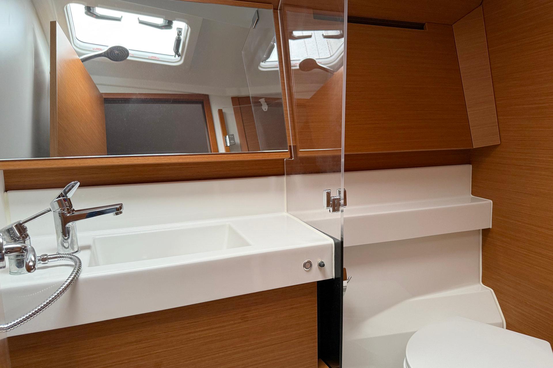 Sun Odyssey 410 - 3 cab., picture 17