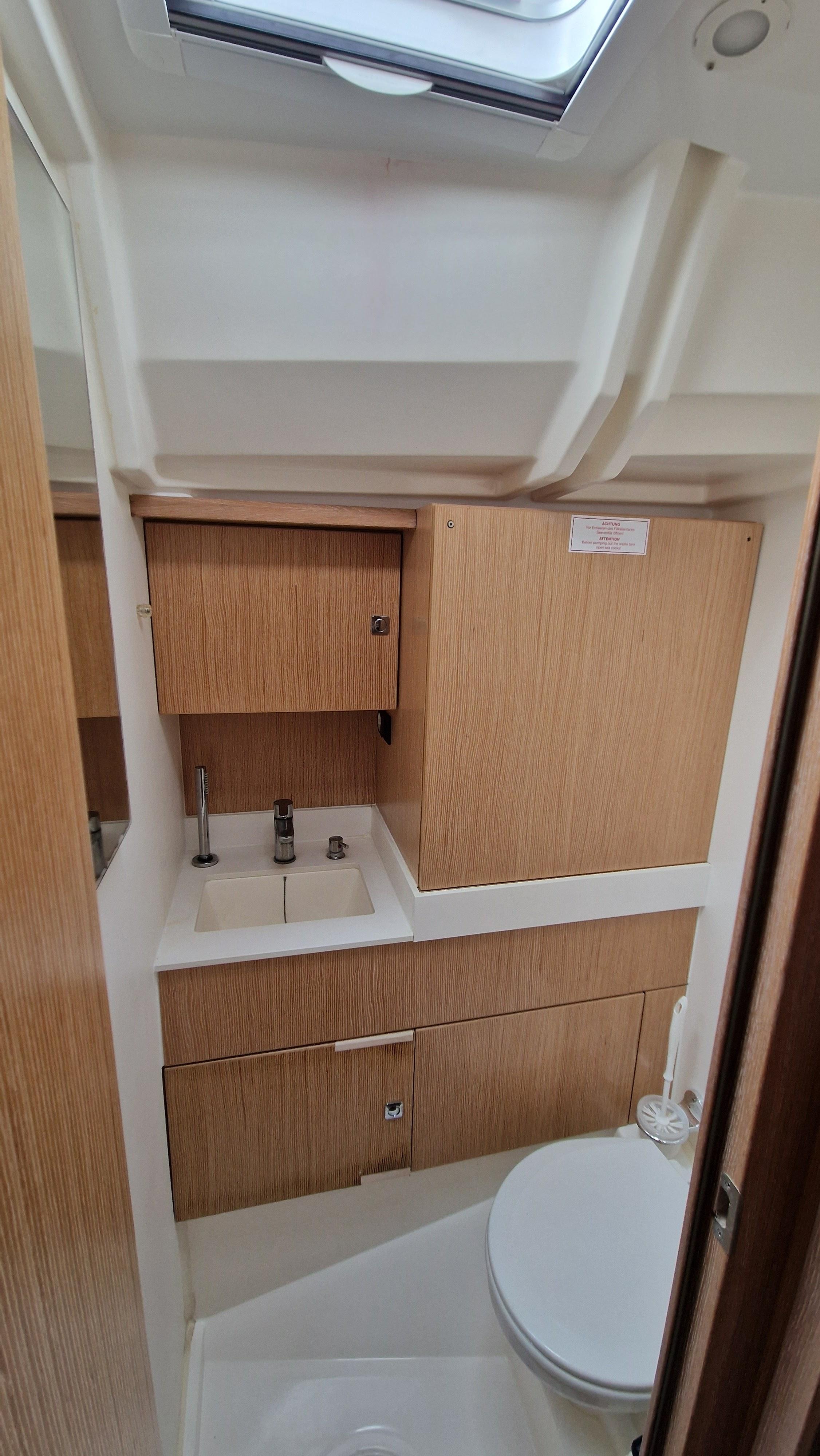 Bavaria C45 Holiday, picture 21