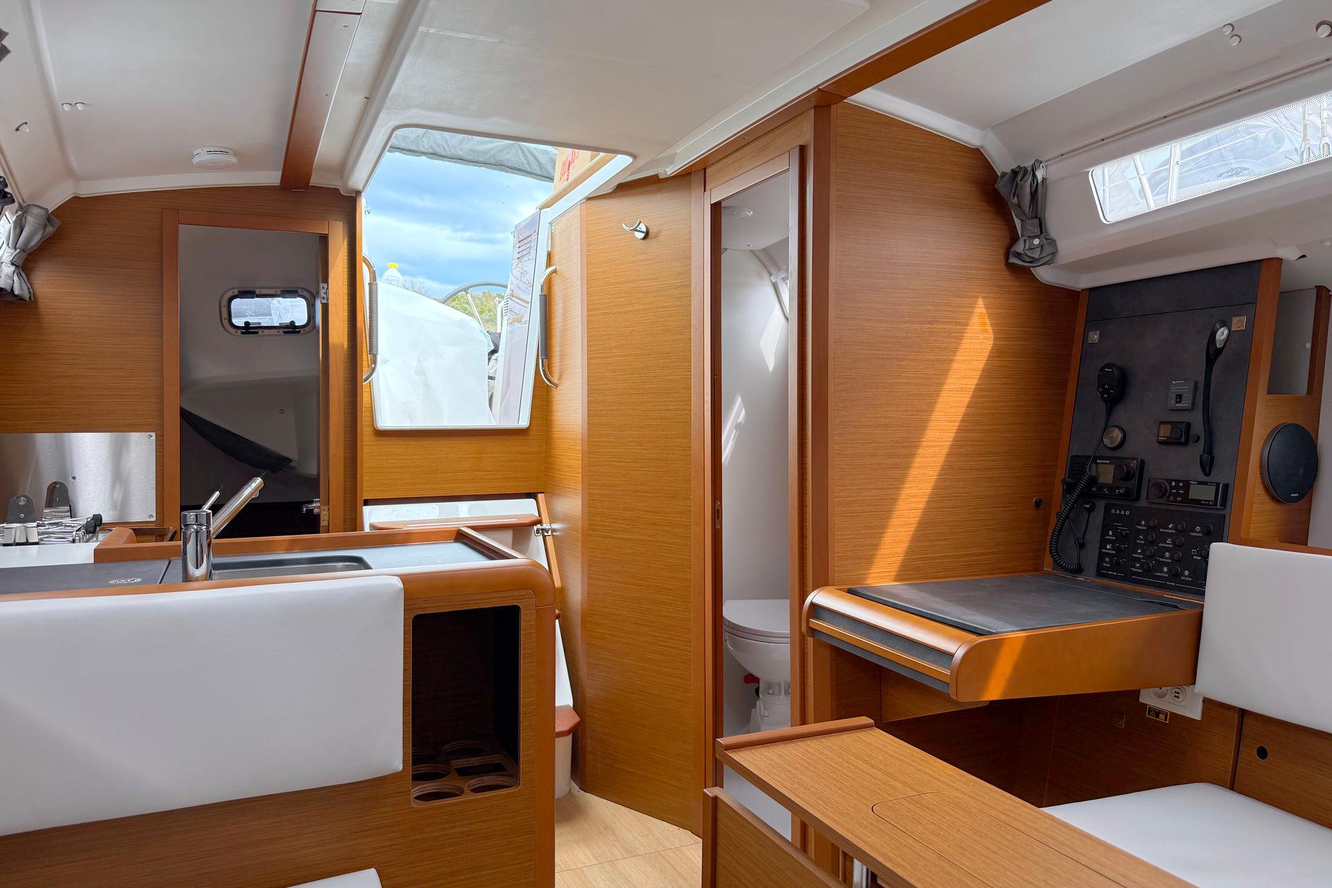 Sun Odyssey 349 - 2 cab., picture 19