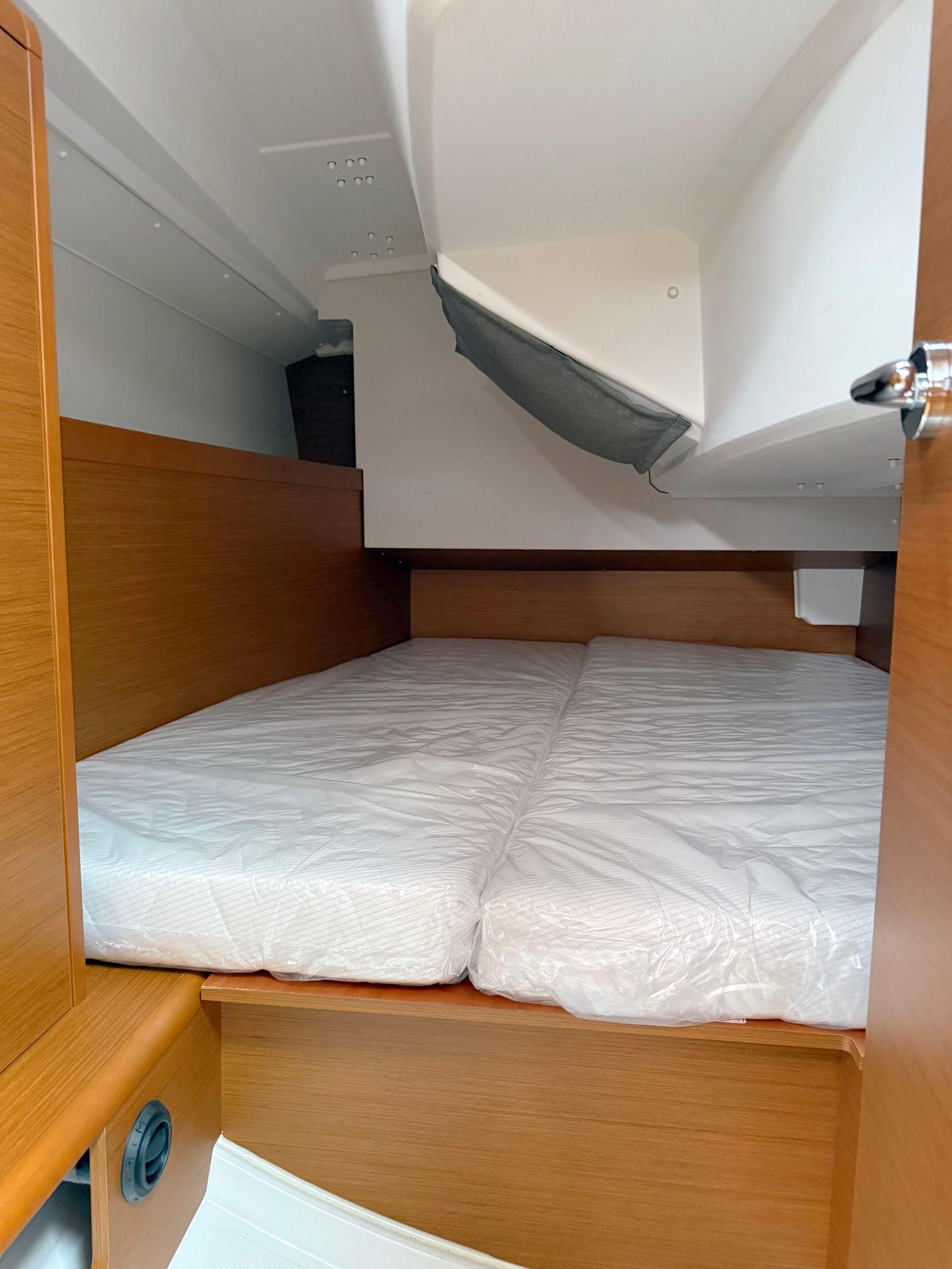 Sun Odyssey 349 - 2 cab., picture 27