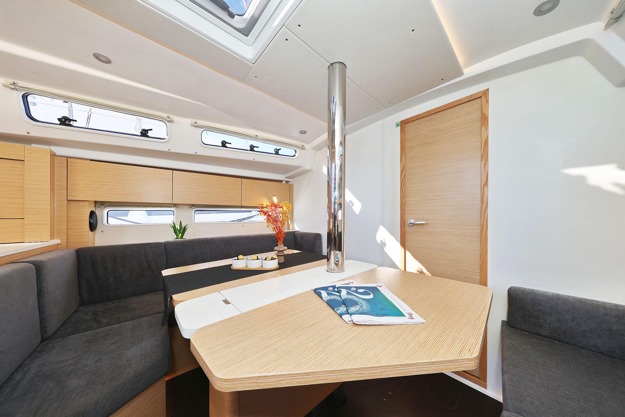 Hanse 360, picture 8