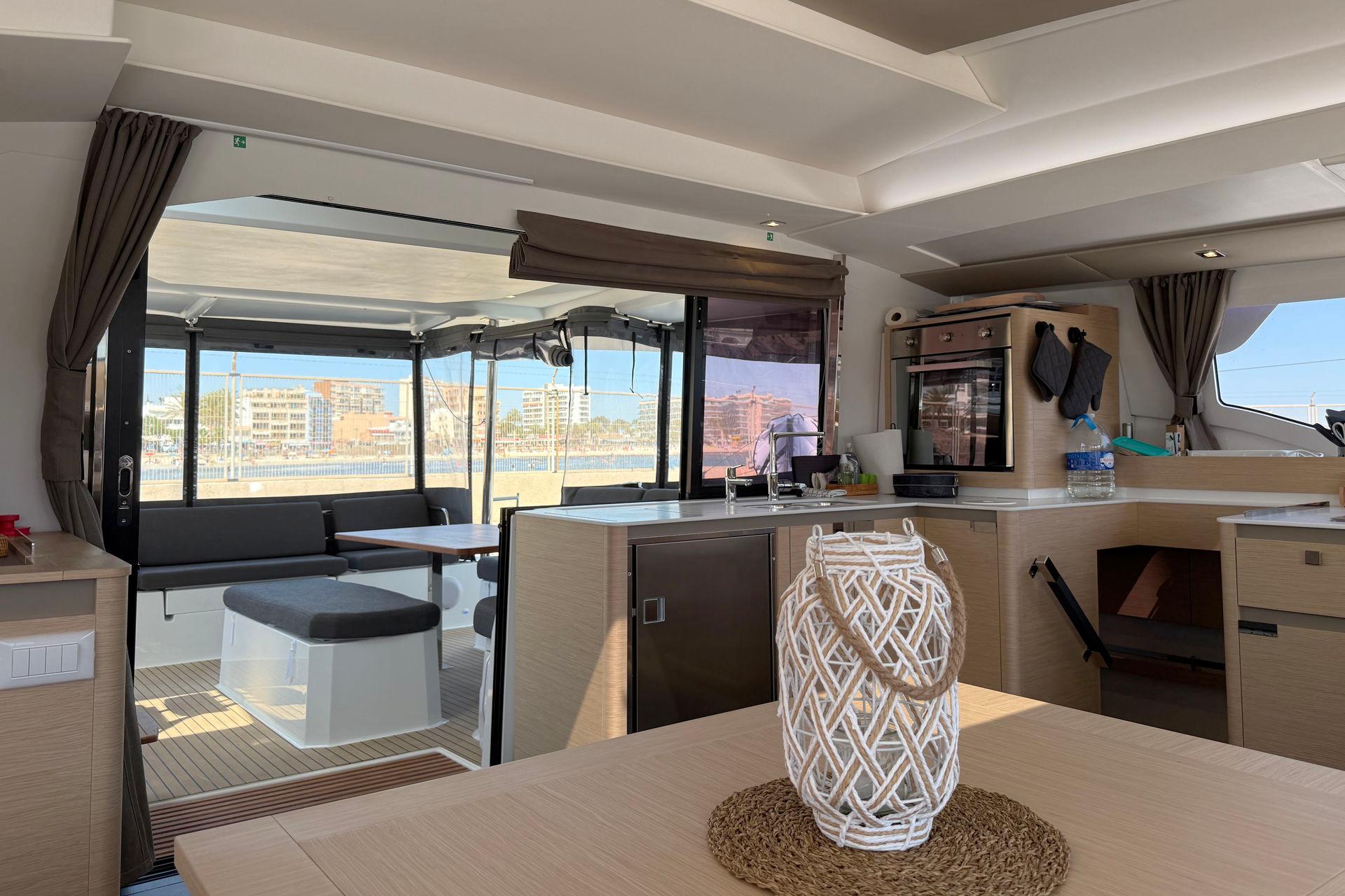 Fountaine Pajot Elba 45 - 3 cab., picture 23