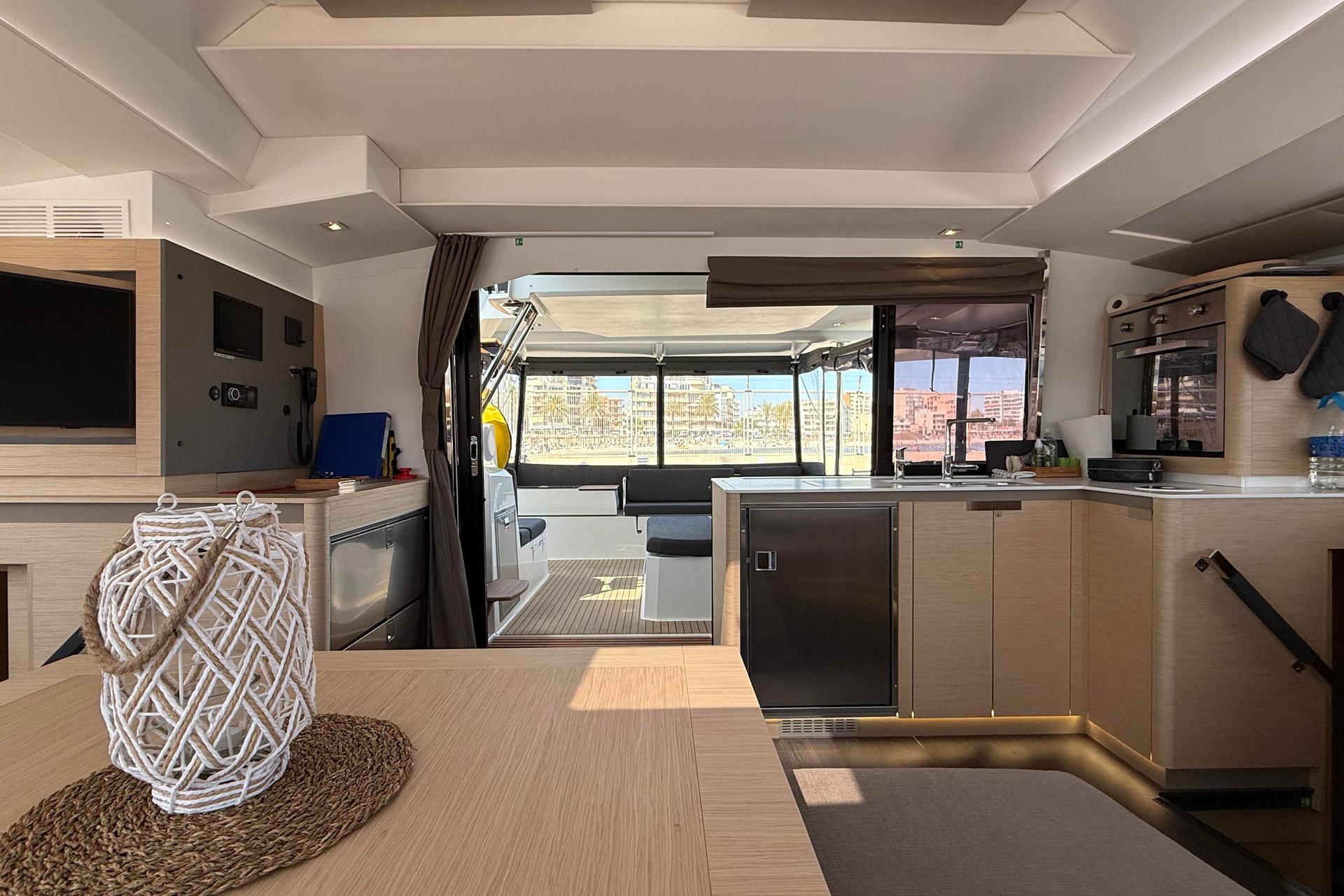 Fountaine Pajot Elba 45 - 3 cab., picture 21