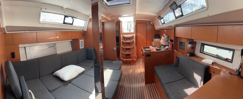 Bavaria C42, picture 4