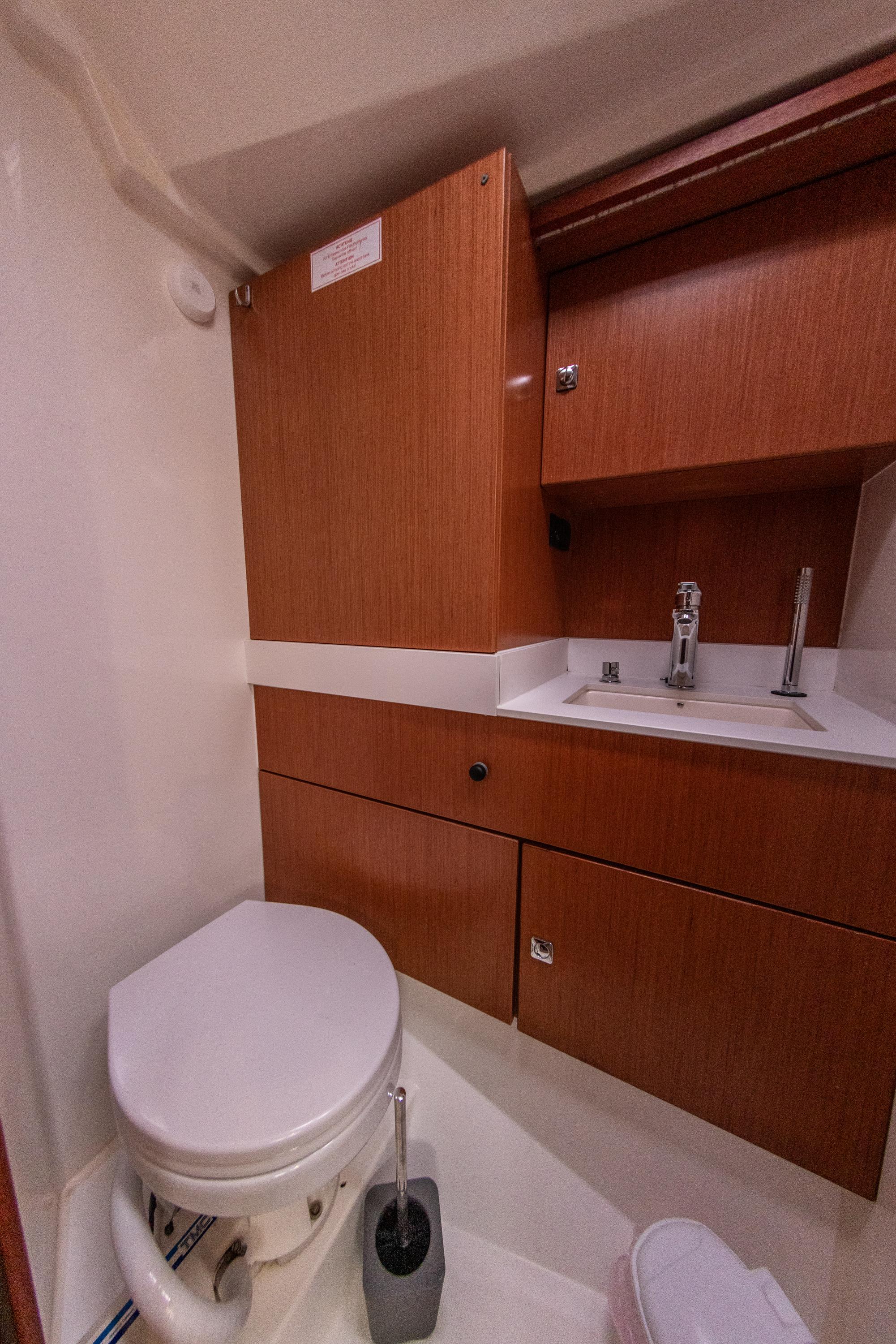 Bavaria C45 - 5 cab., picture 23