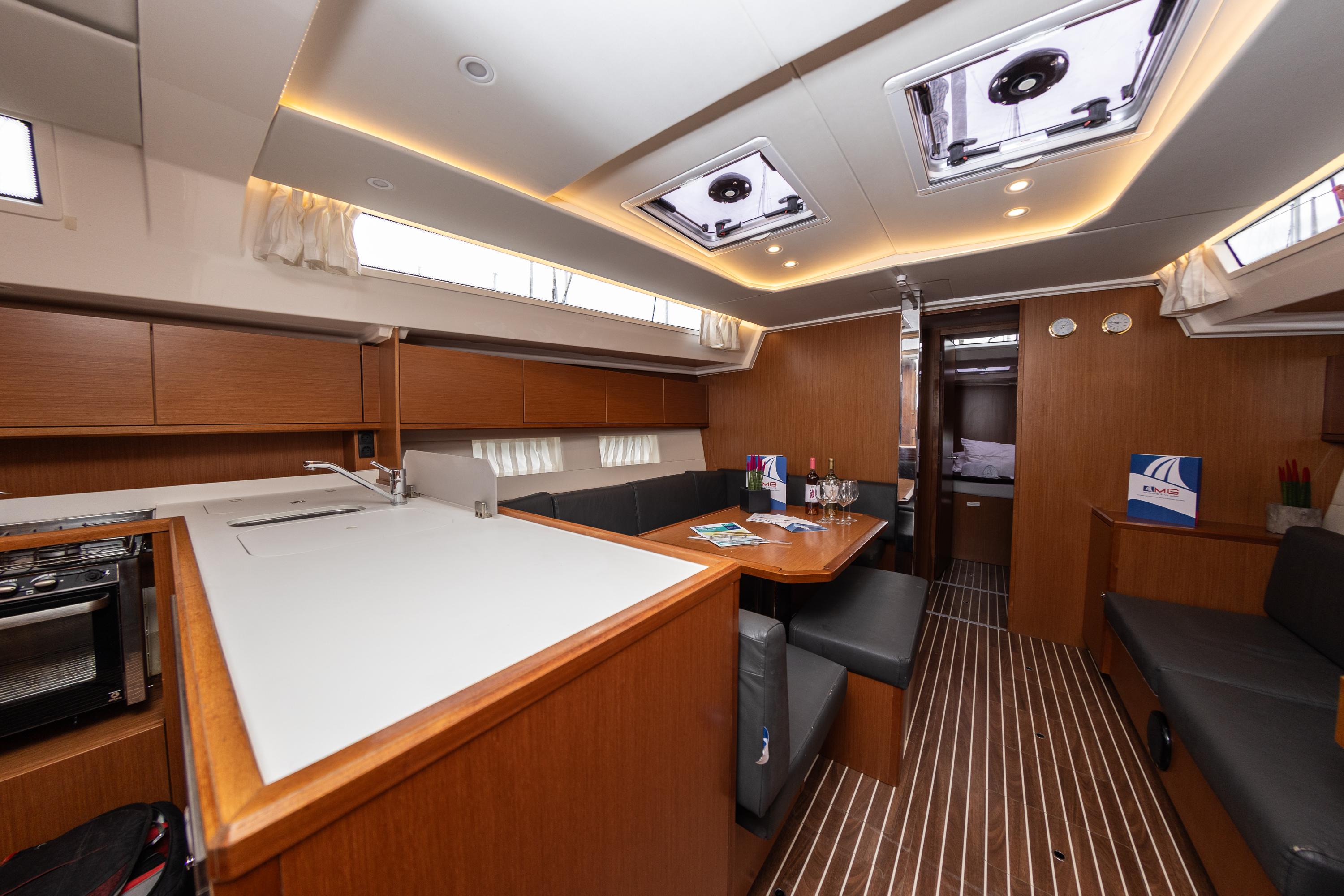 Bavaria C45 - 5 cab., picture 13