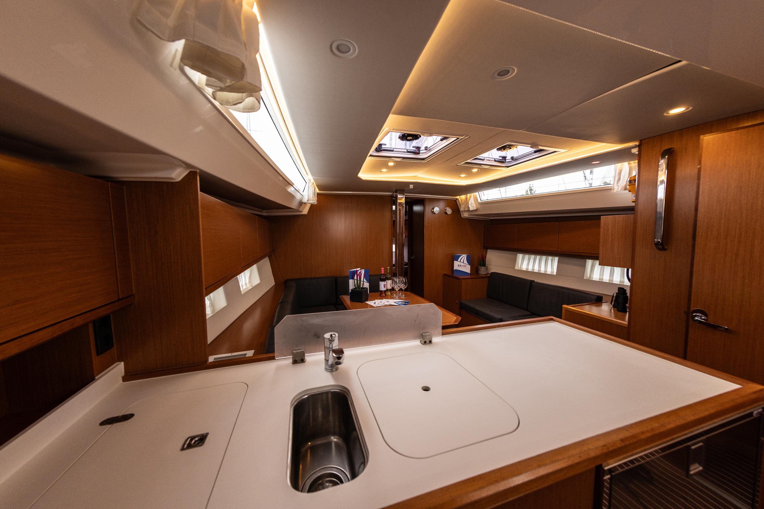 Bavaria C45 - 5 cab., picture 14