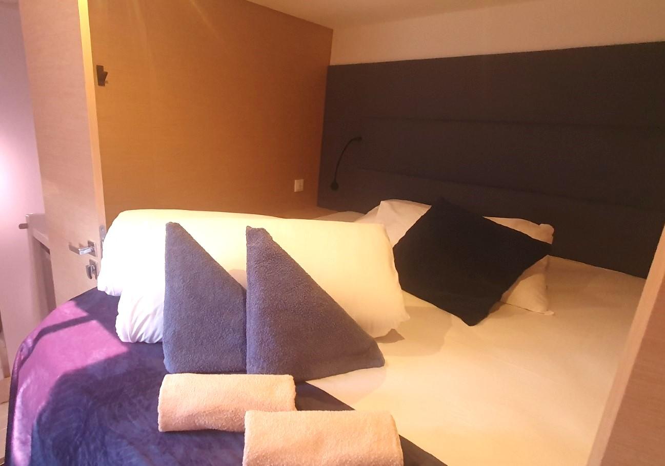 Fountaine Pajot Aura 51 - 5 + 1 cab., picture 24