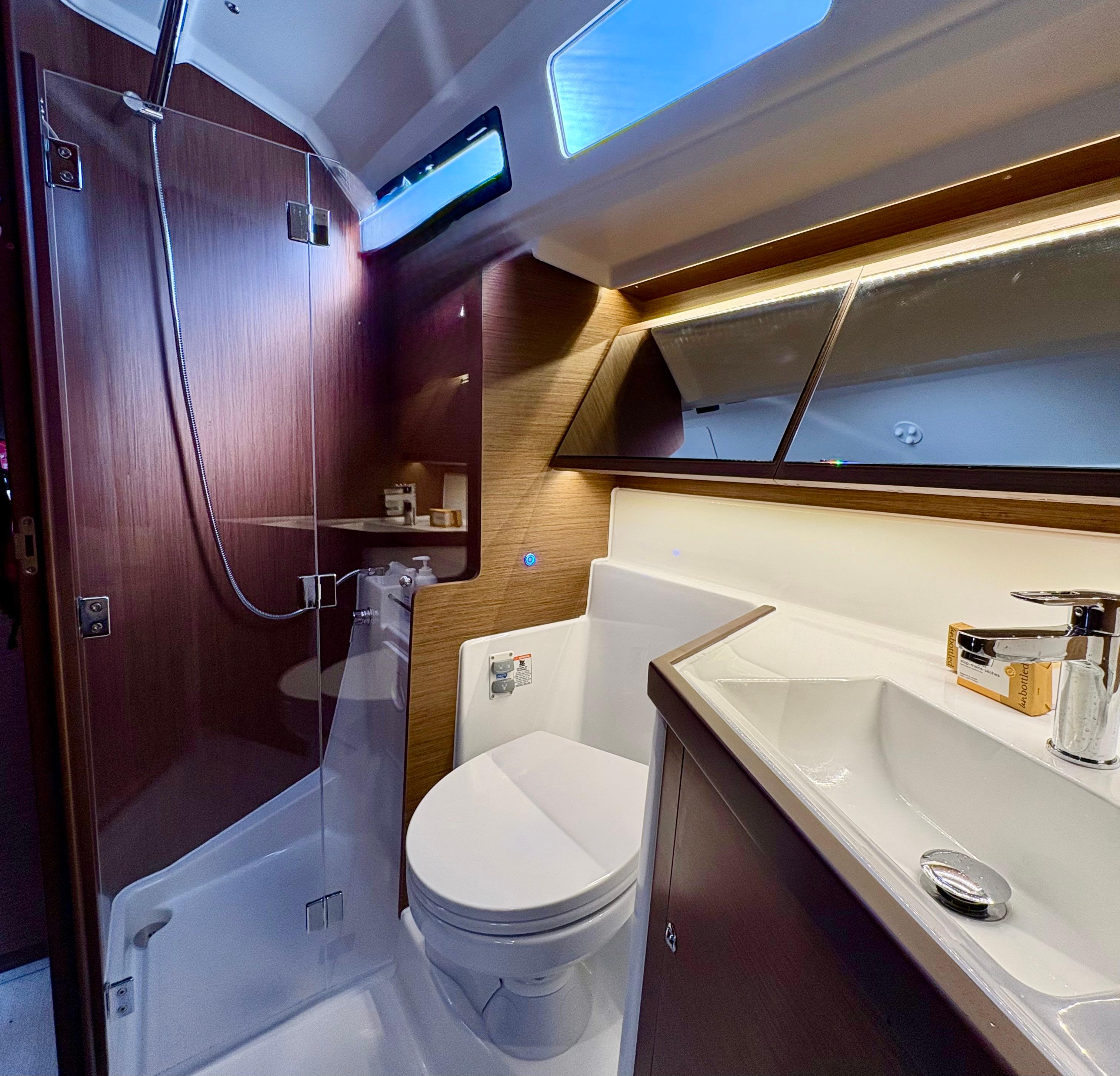 Oceanis 40.1, picture 23