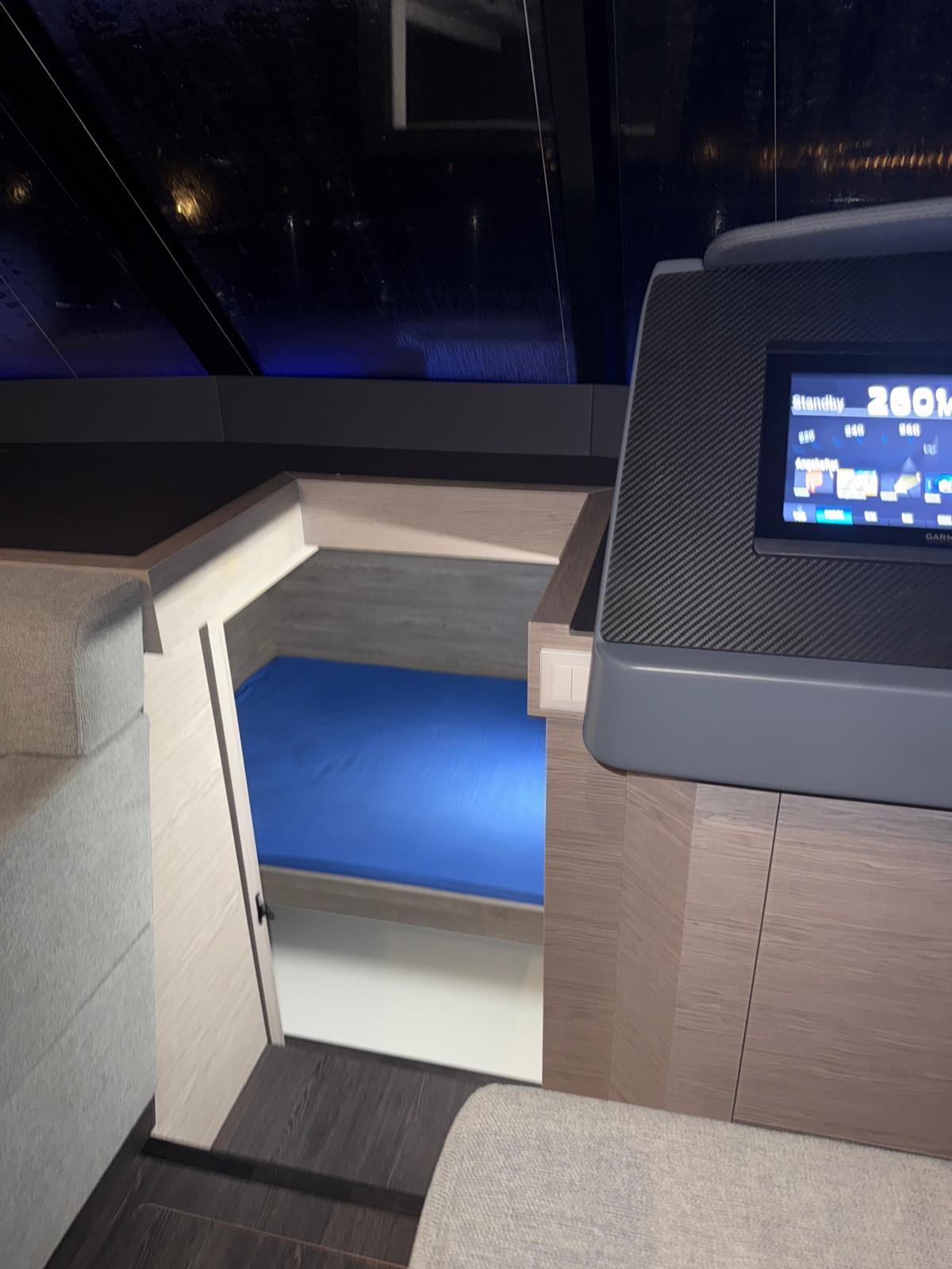 Fountaine Pajot MY6 - Mamma Mia, picture 18