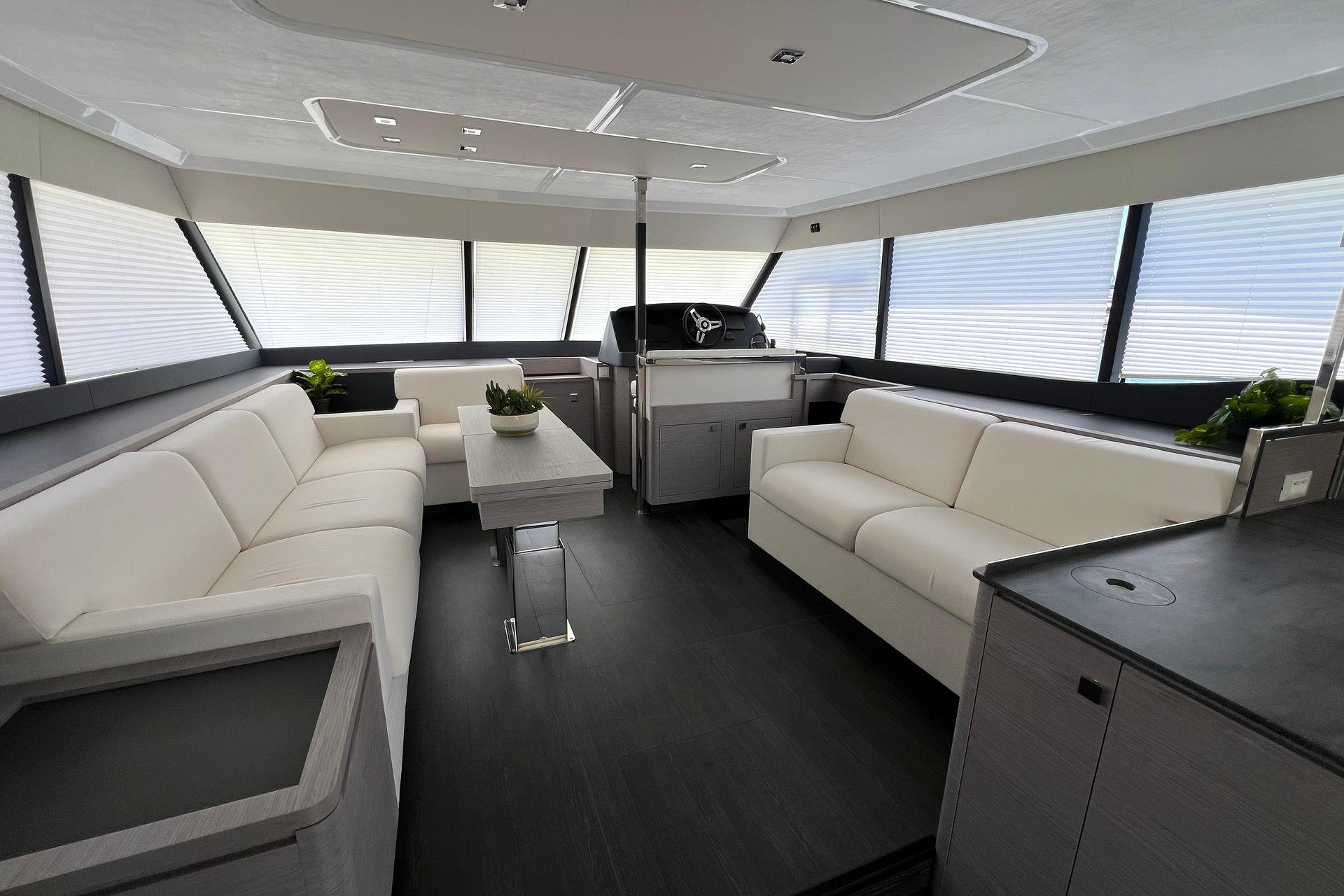 Fountaine Pajot MY6 - Mamma Mia, picture 10
