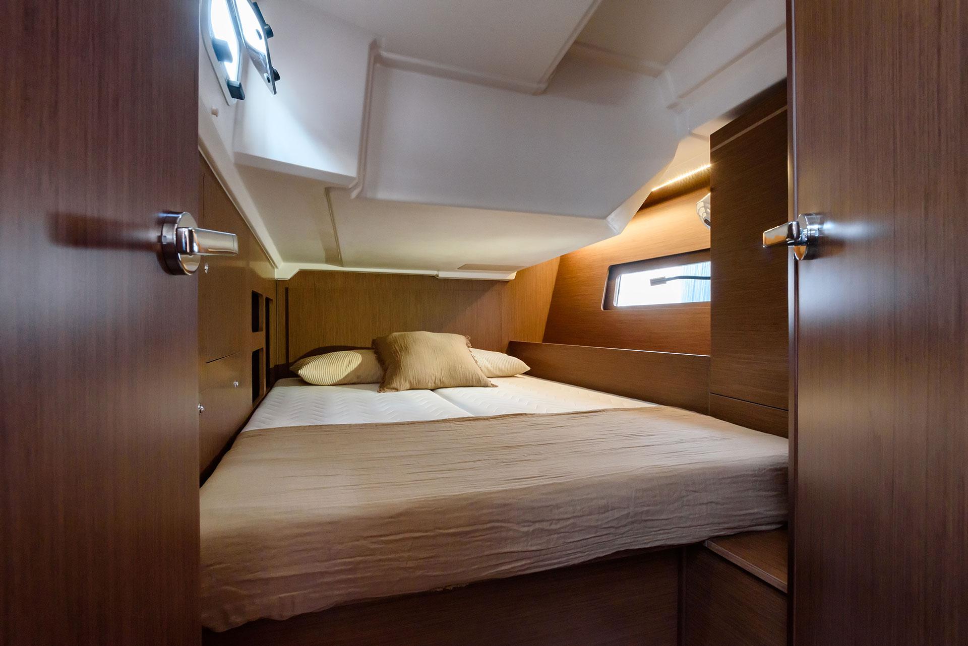 Oceanis 46.1, picture 16