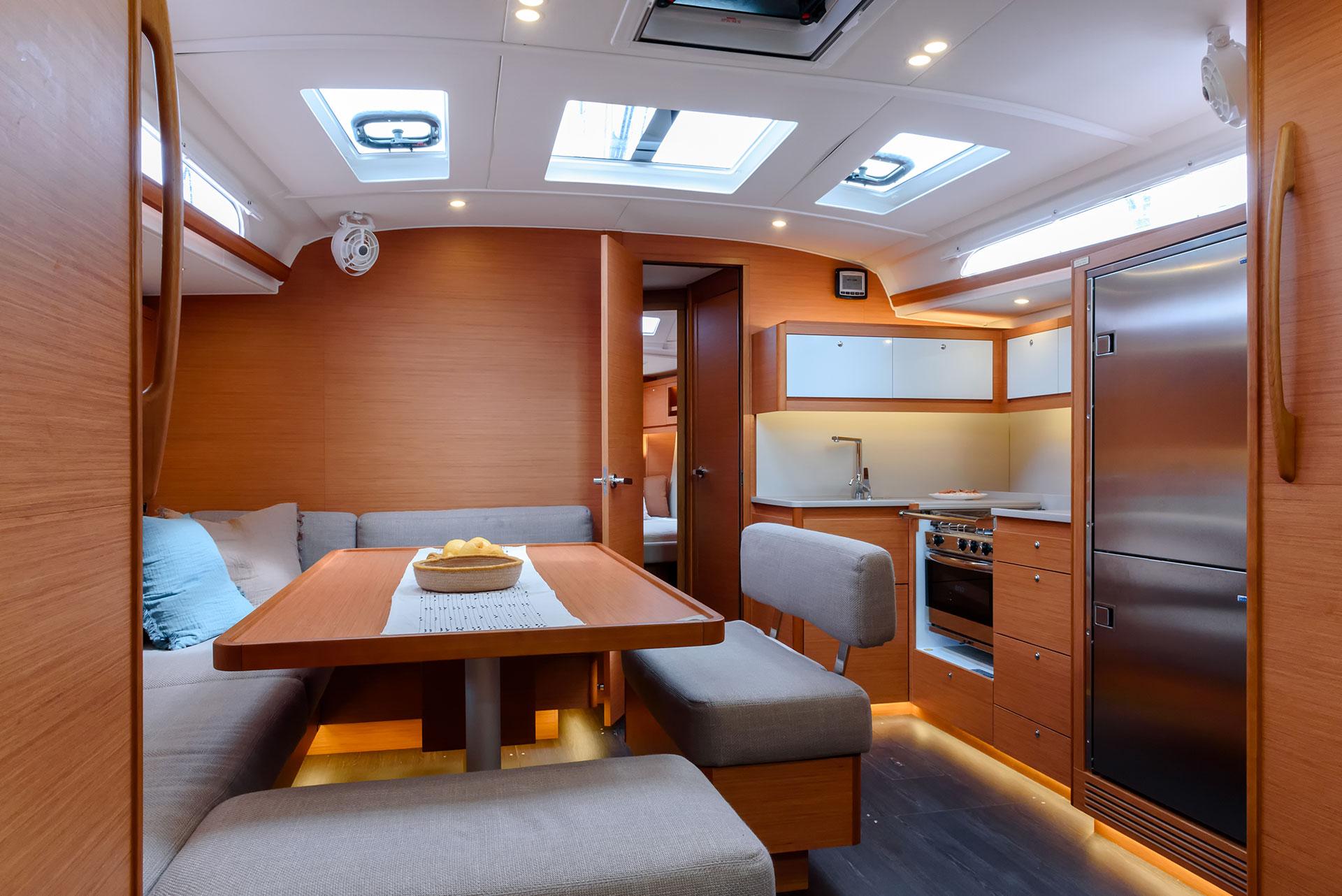Dufour 470 - 5 + 1 cab., picture 10