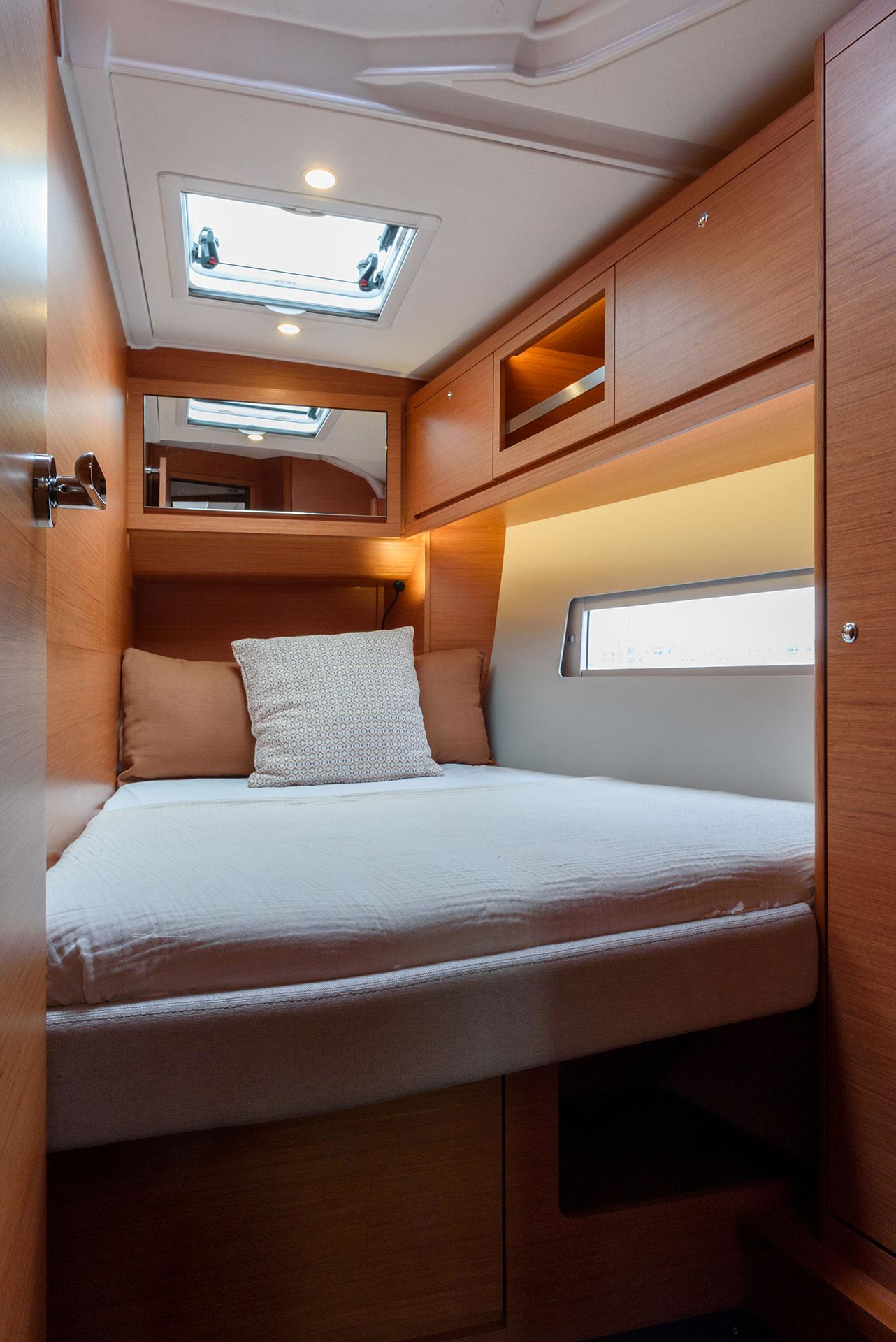 Dufour 470 - 5 + 1 cab., picture 14