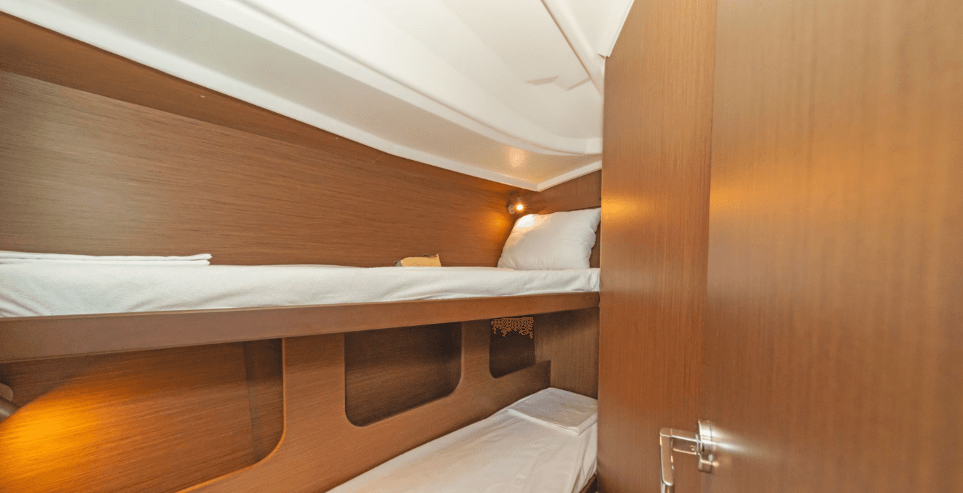 Oceanis 40.1, picture 9