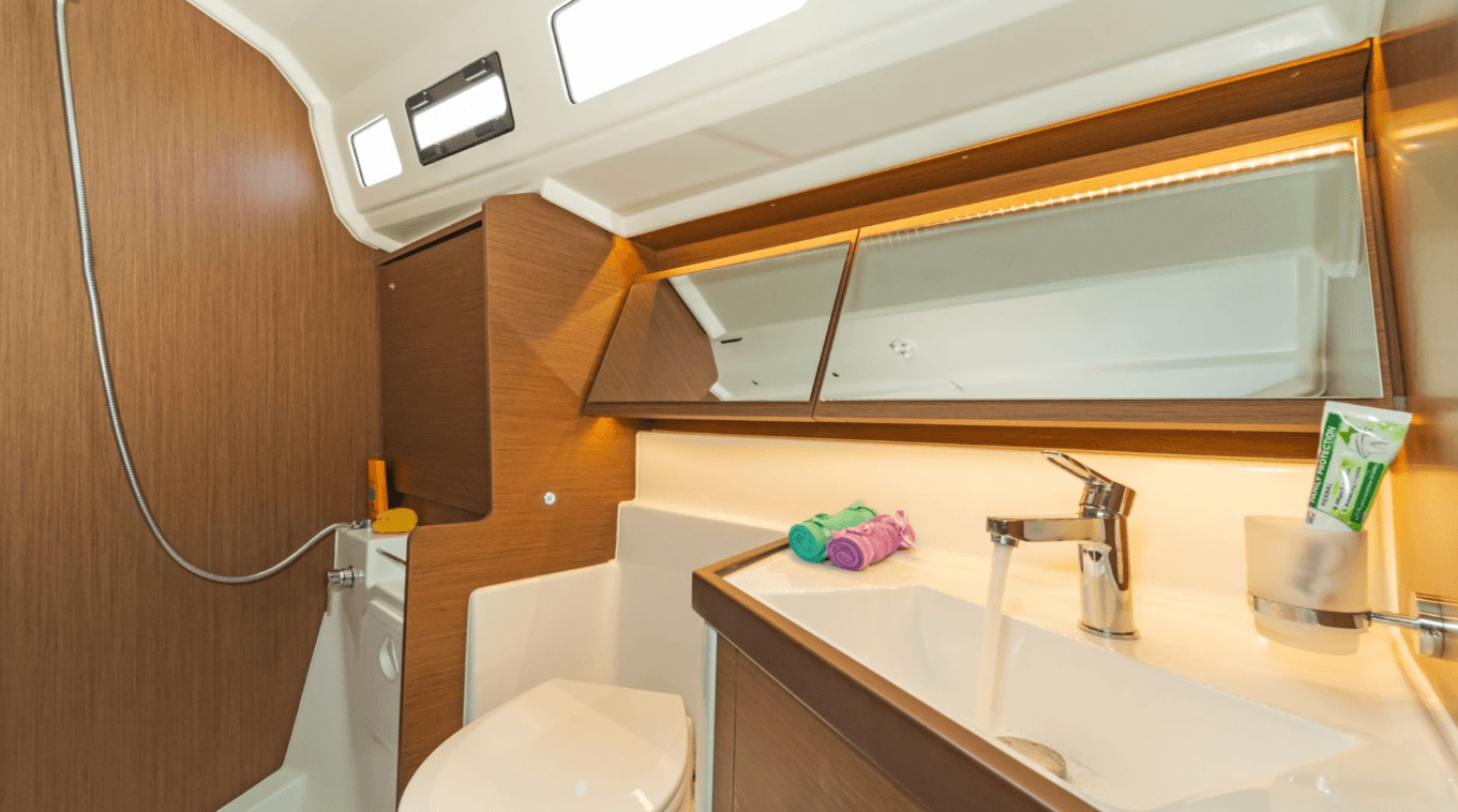 Oceanis 40.1, picture 10