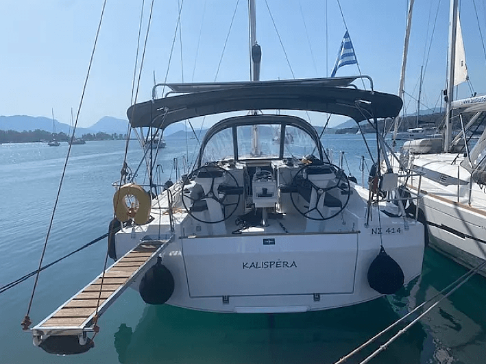 Bavaria C42, picture 1