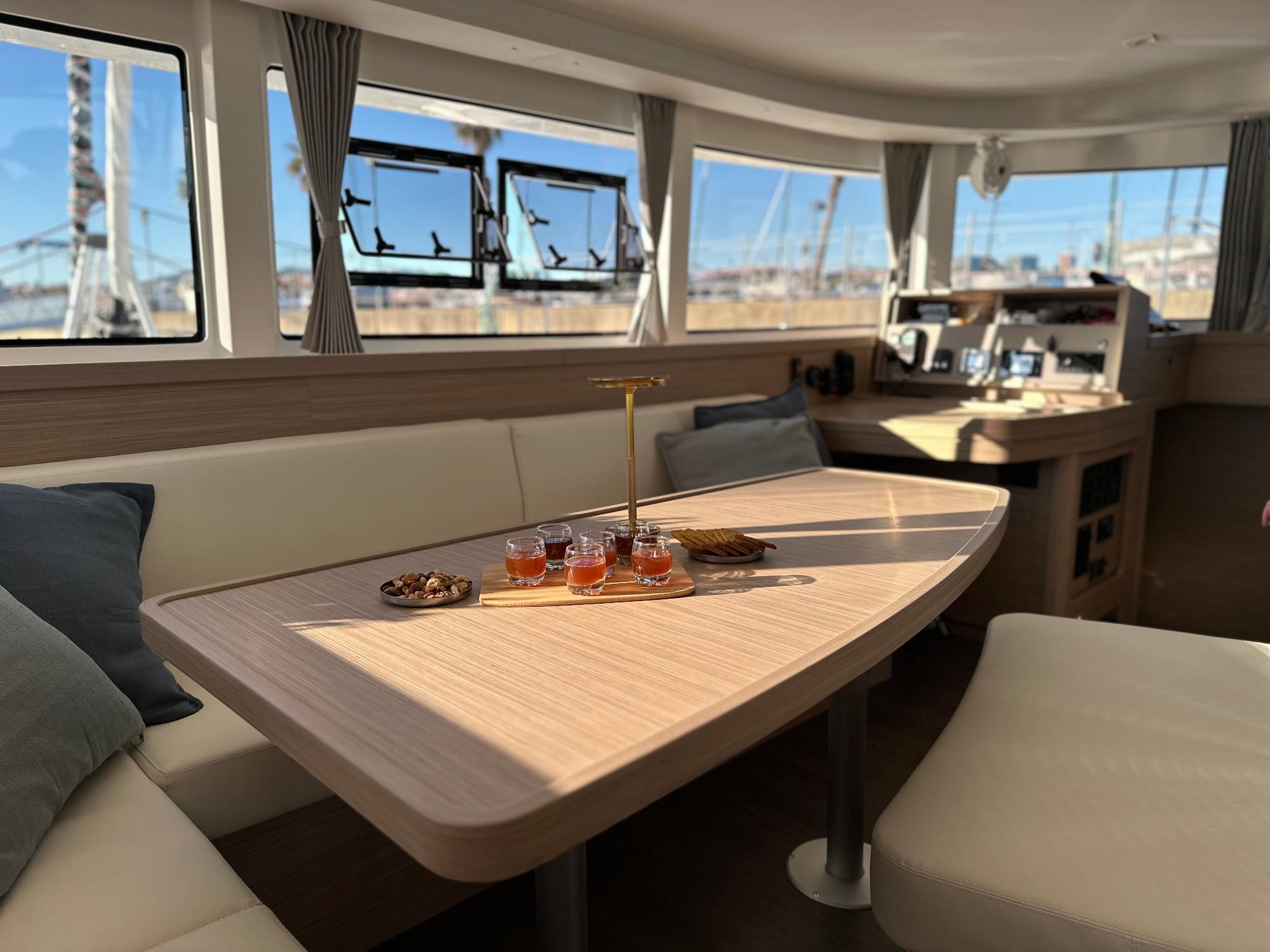 Lagoon 42 - 4 + 2 cab., picture 17