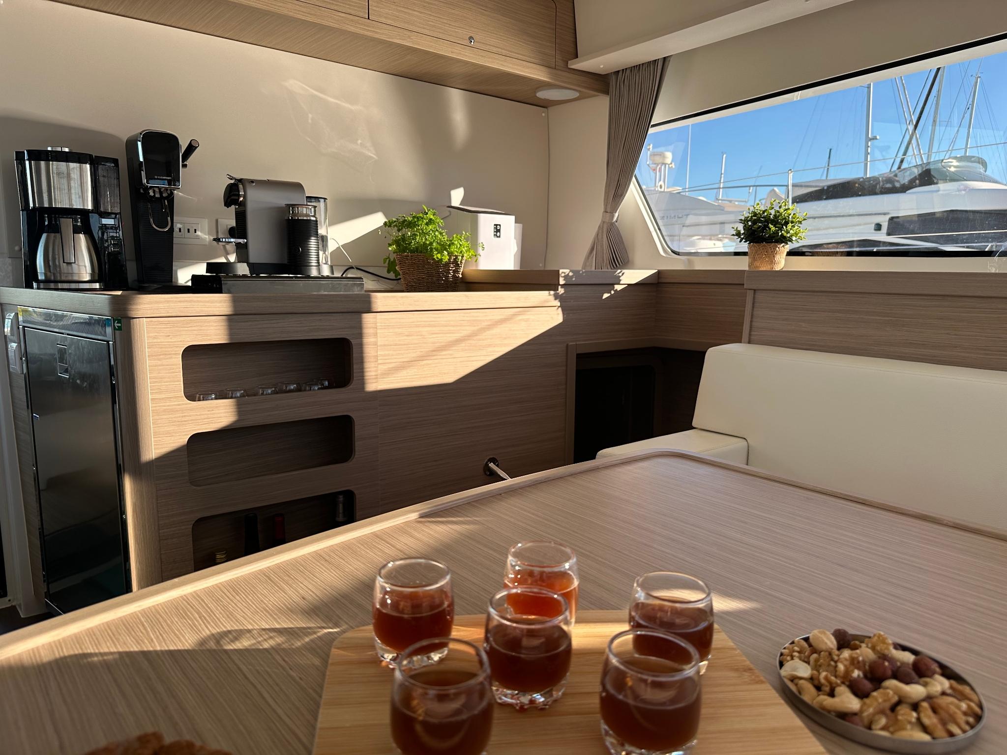 Lagoon 42 - 4 + 2 cab., picture 14