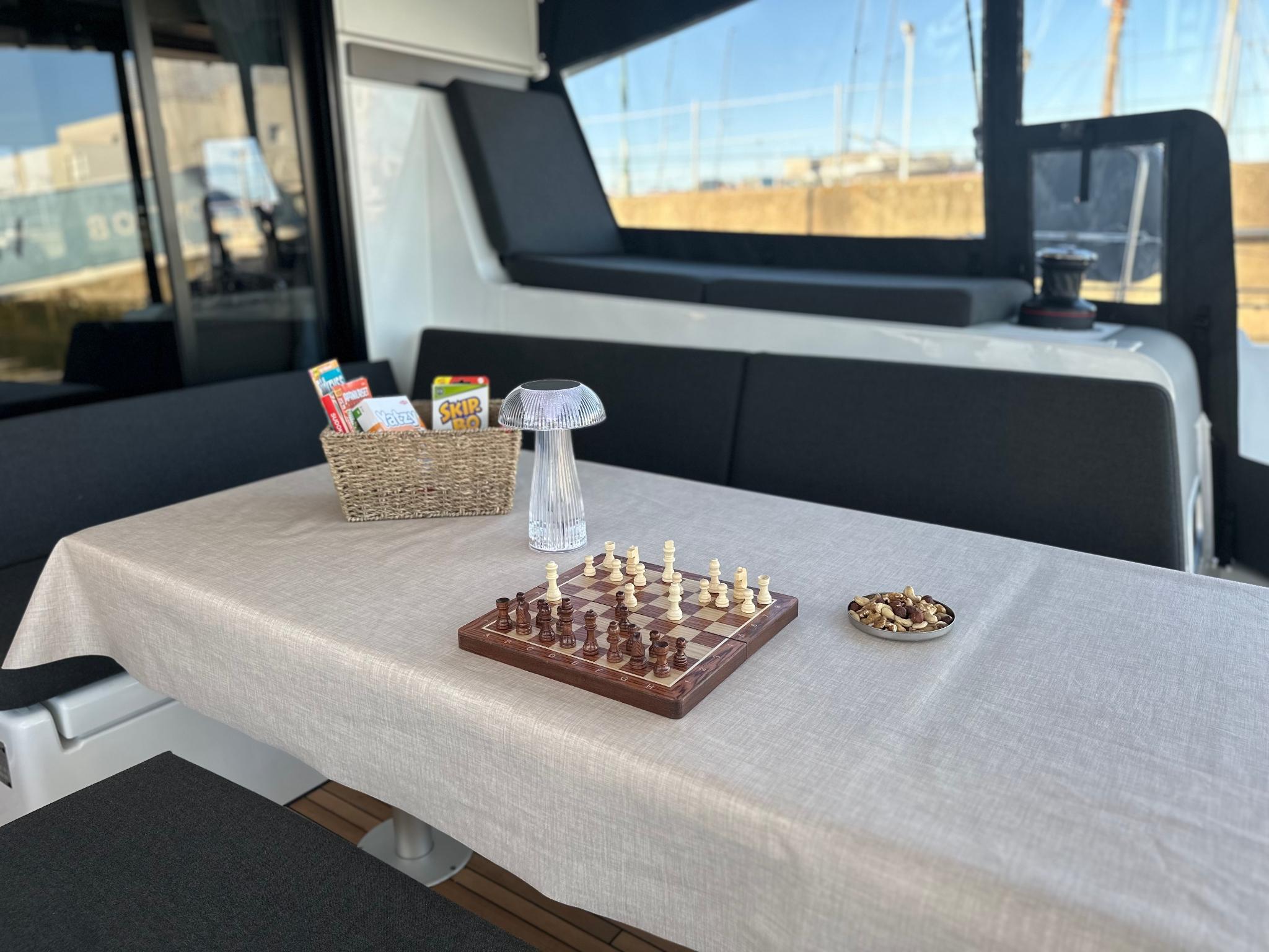 Lagoon 42 - 4 + 2 cab., picture 4