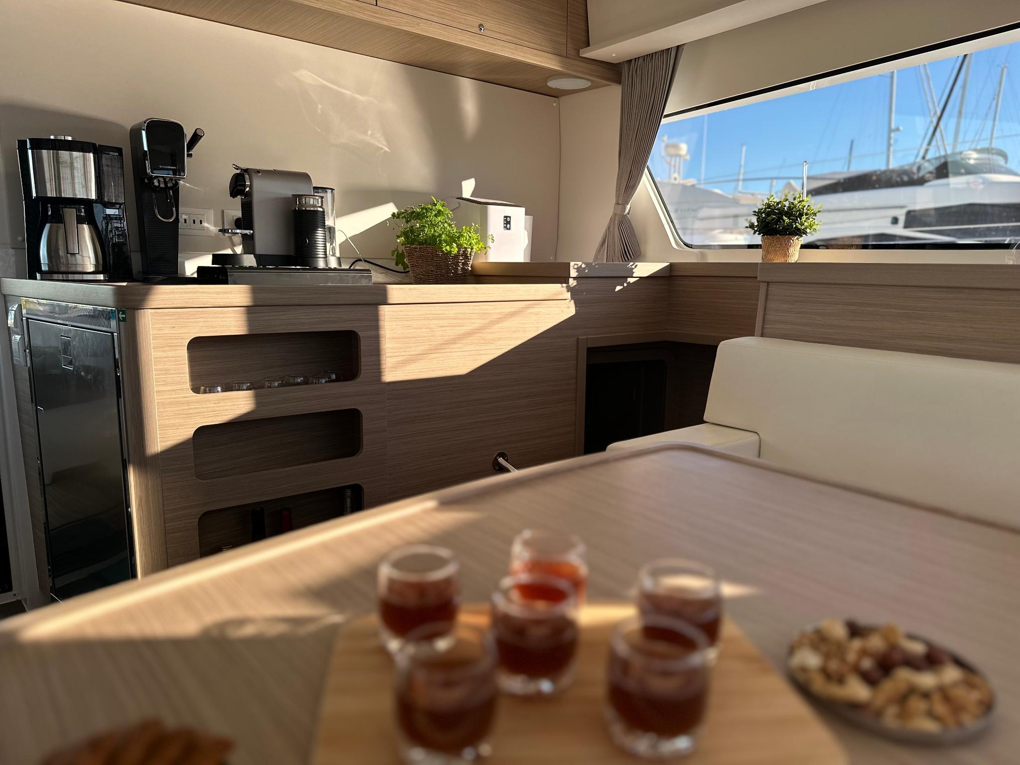 Lagoon 42 - 4 + 2 cab., picture 16