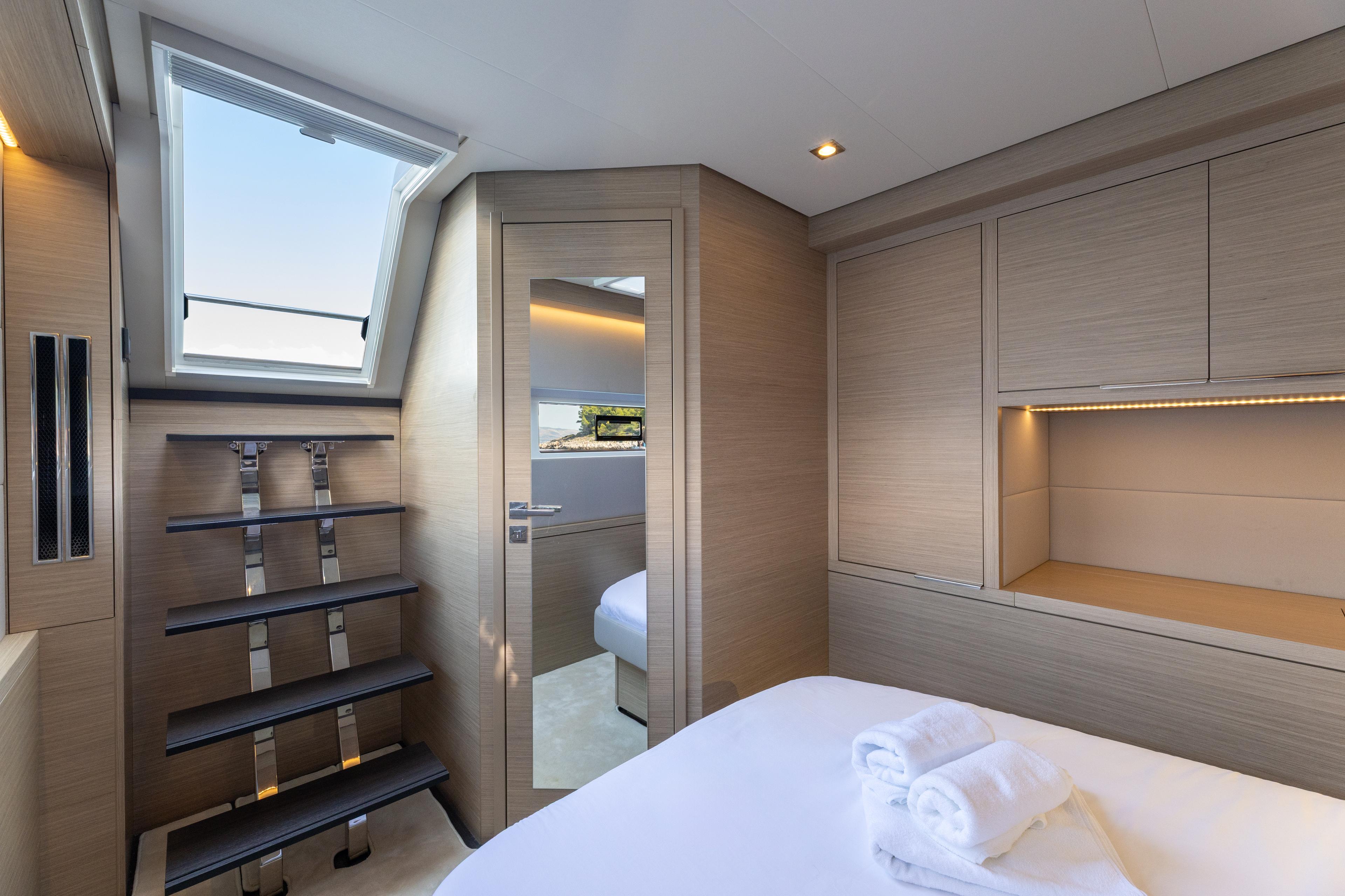 Lagoon 55 - 5 + 2 cab., picture 17