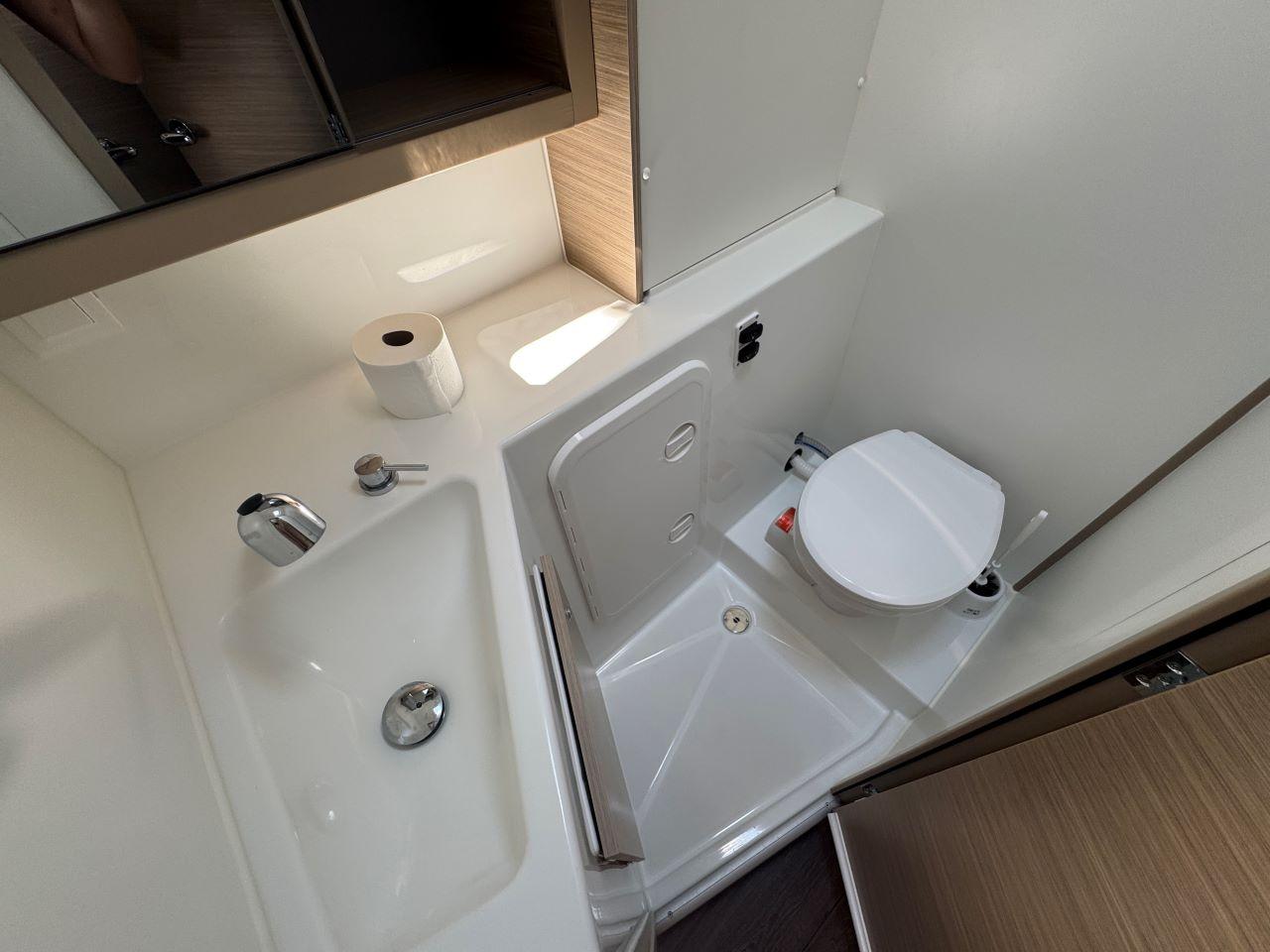 Lagoon 42 - 4 cab., picture 13