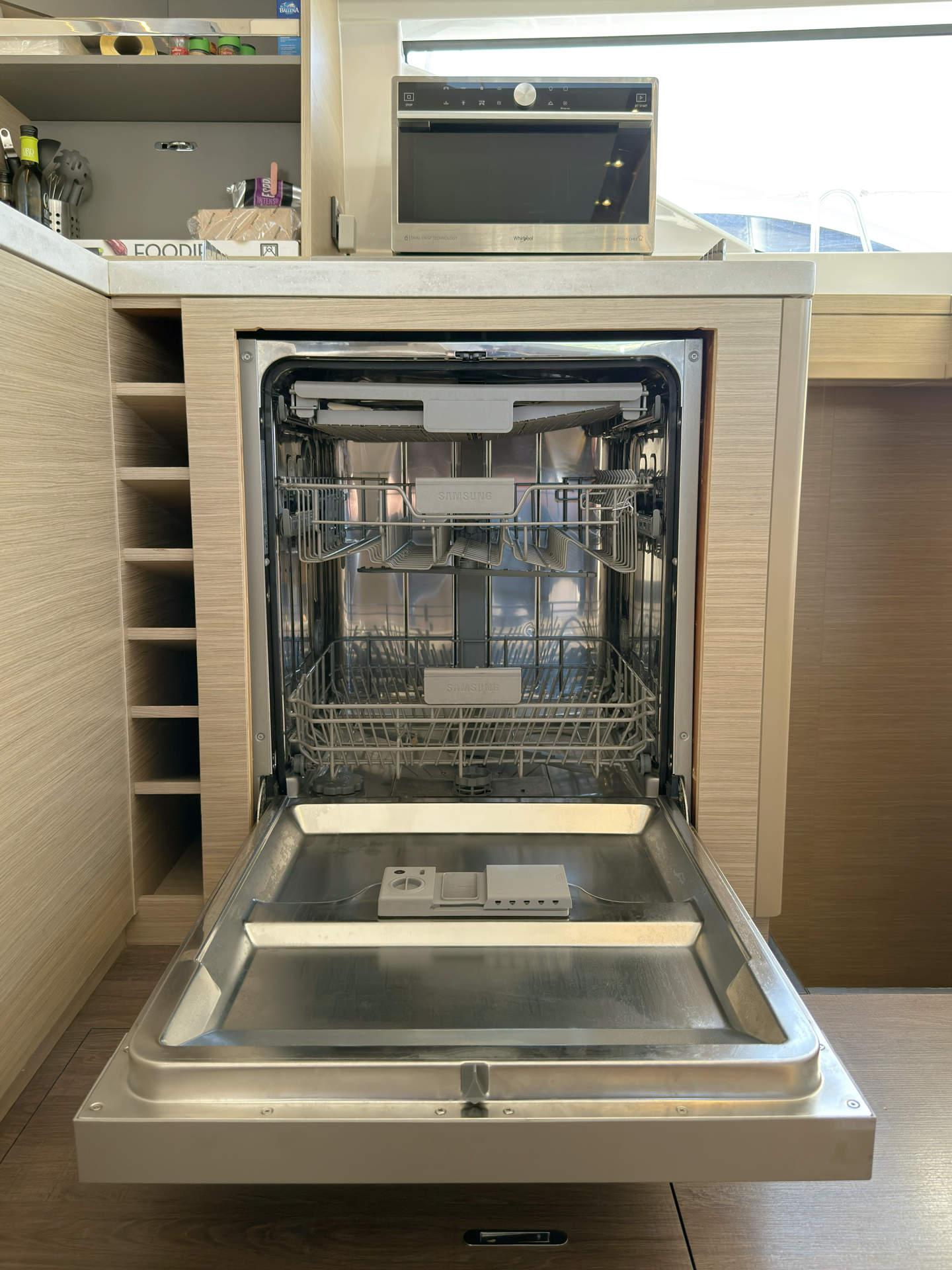 Lagoon 51 OW - 4 + 1 cab., picture 31