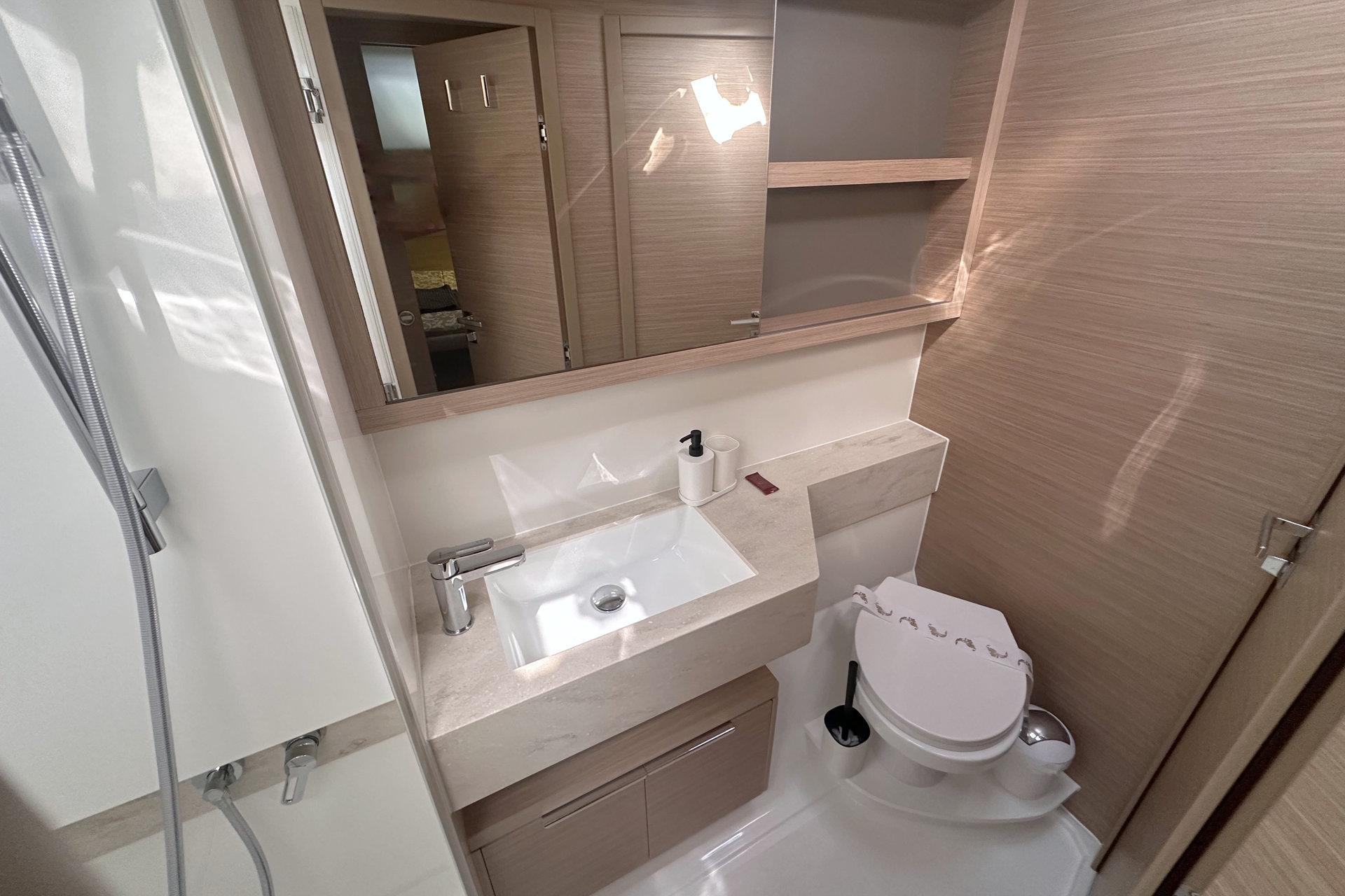 Lagoon 51 OW - 4 + 1 cab., picture 57