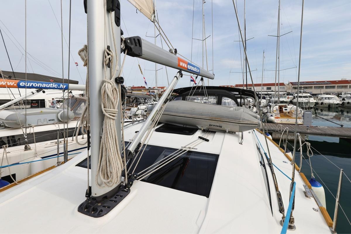 Elan Impression 45.1, picture 5