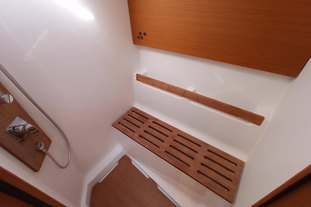 First 53 - 3 + 1 cab., picture 29