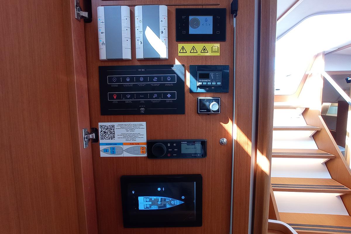 First 53 - 3 + 1 cab., picture 20