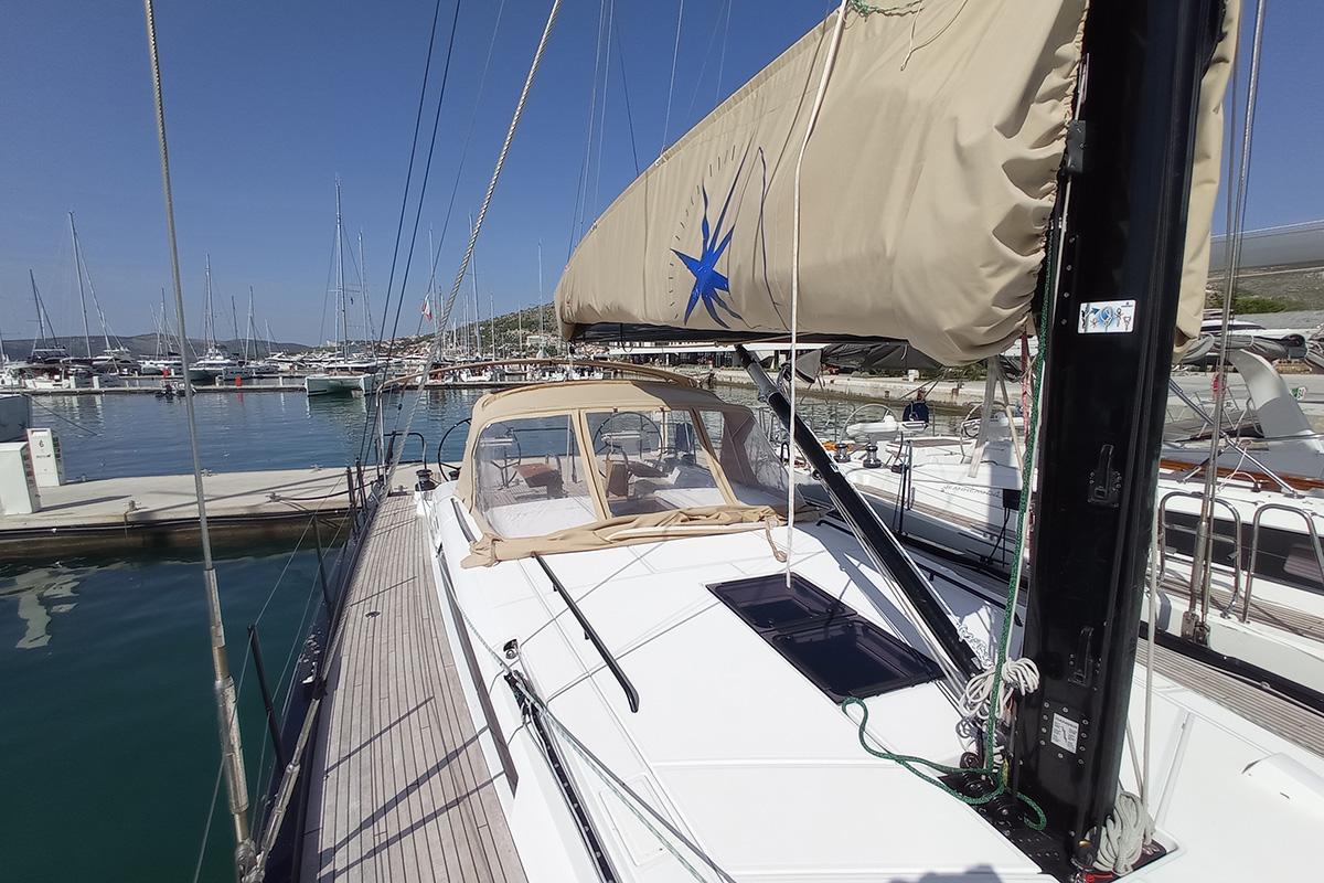 First 53 - 3 + 1 cab., picture 11