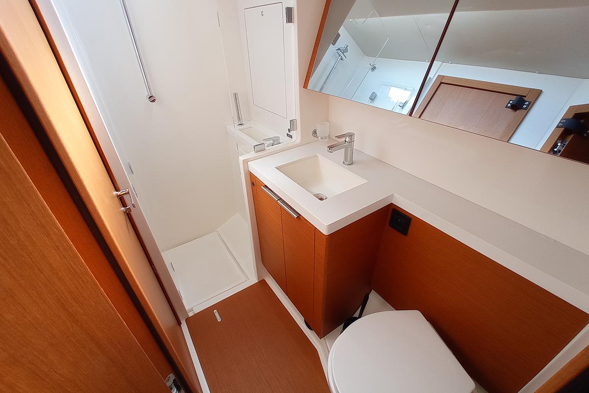 First 53 - 3 + 1 cab., picture 26